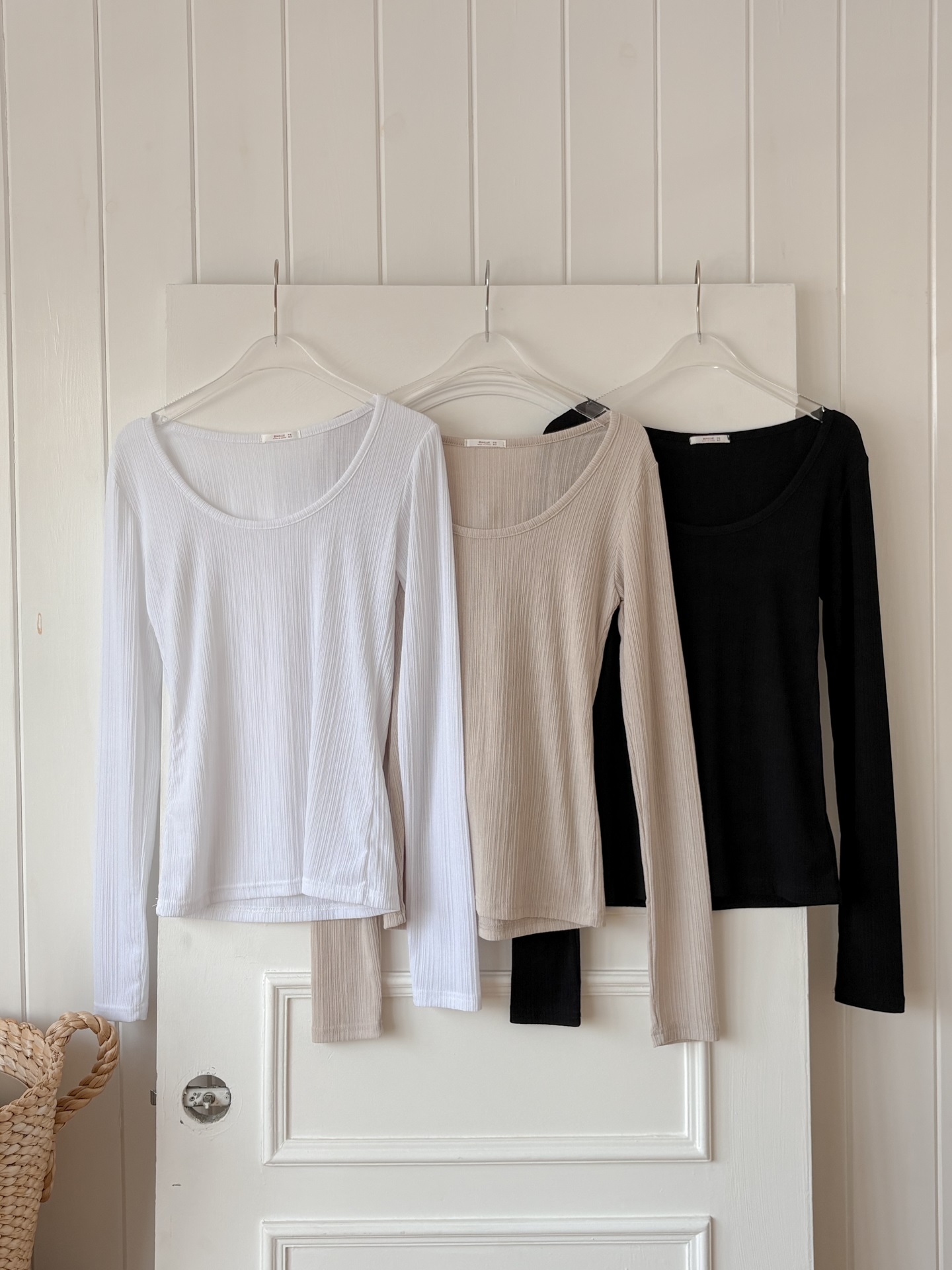 リブUネックベーシックスリム長袖Tシャツ | 詳細画像3