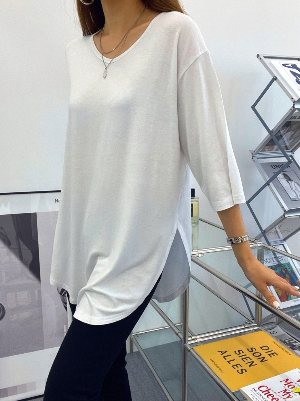 Uネックスリットベーシックルーズ半袖Tシャツ | 詳細画像10