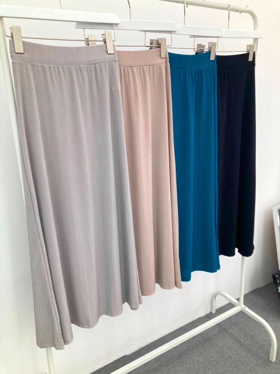 ウエストゴムスリムロングスカート | 詳細画像20