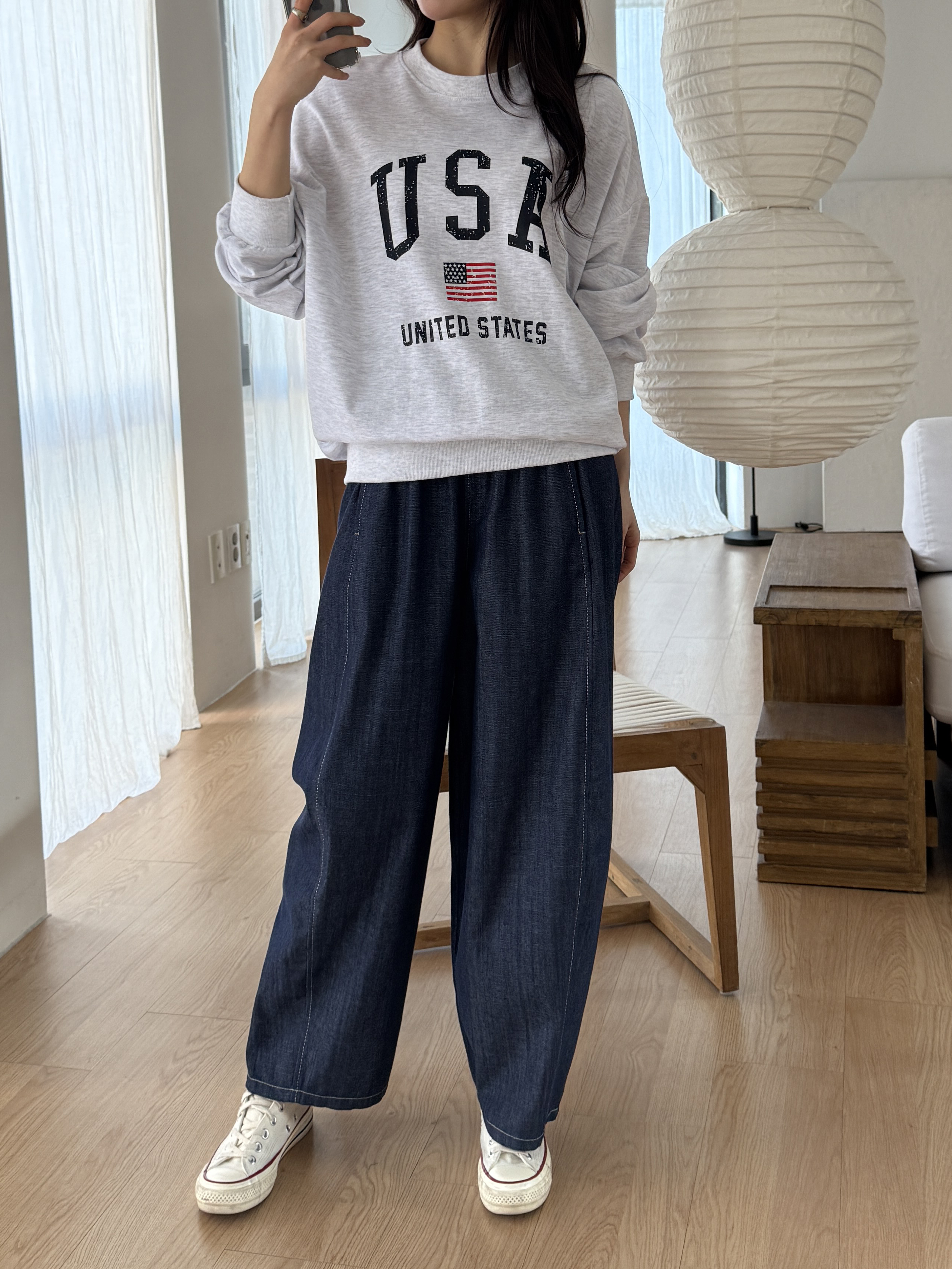 ラウンドネックベーシックルーズ長袖ロゴスウェット | 詳細画像3