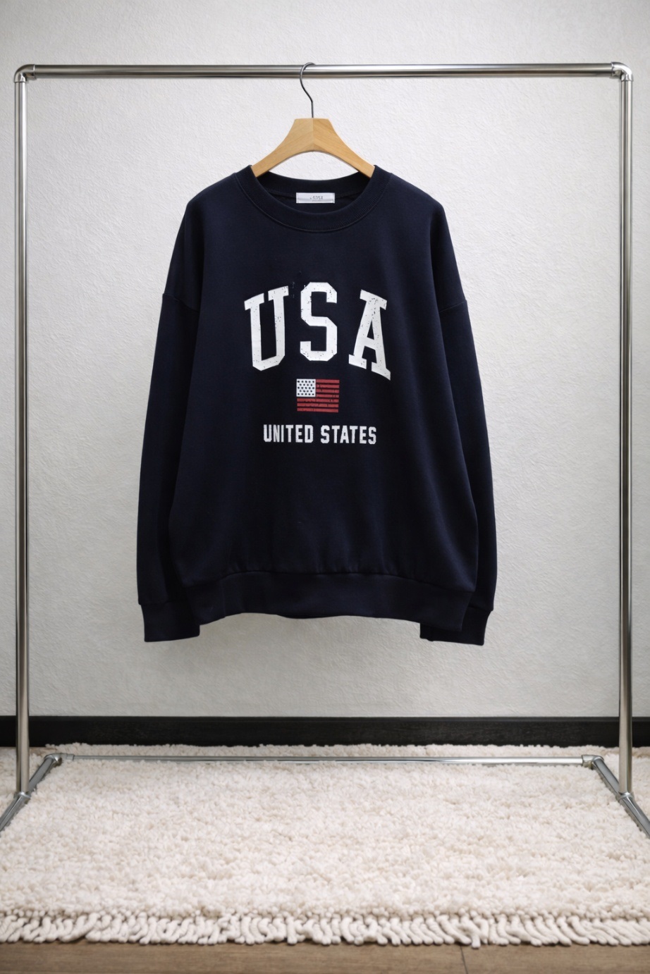 ラウンドネックベーシックルーズ長袖ロゴスウェット | 詳細画像9