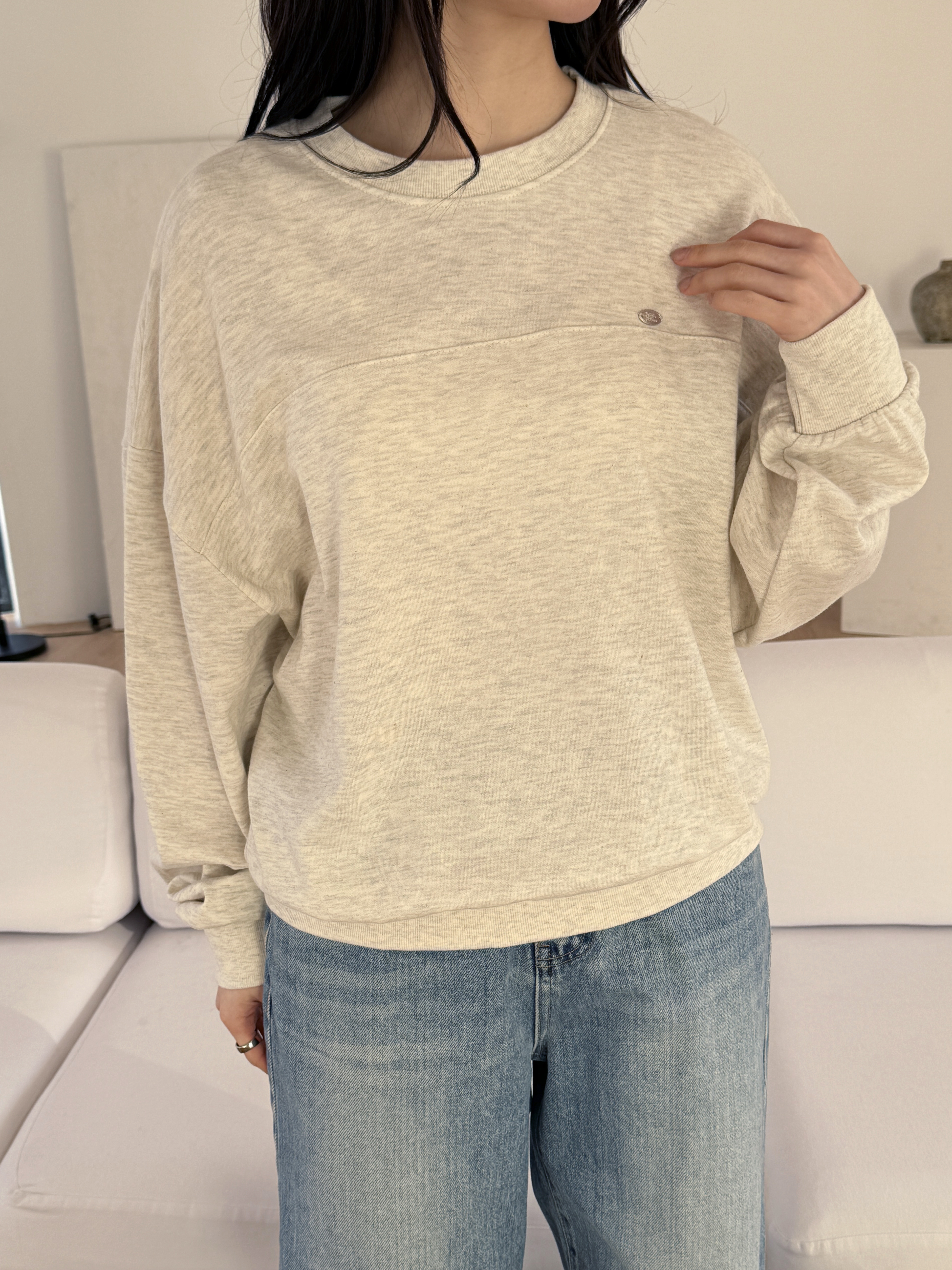 ラウンドネックベーシック長袖ペンダントスウェット | 詳細画像9