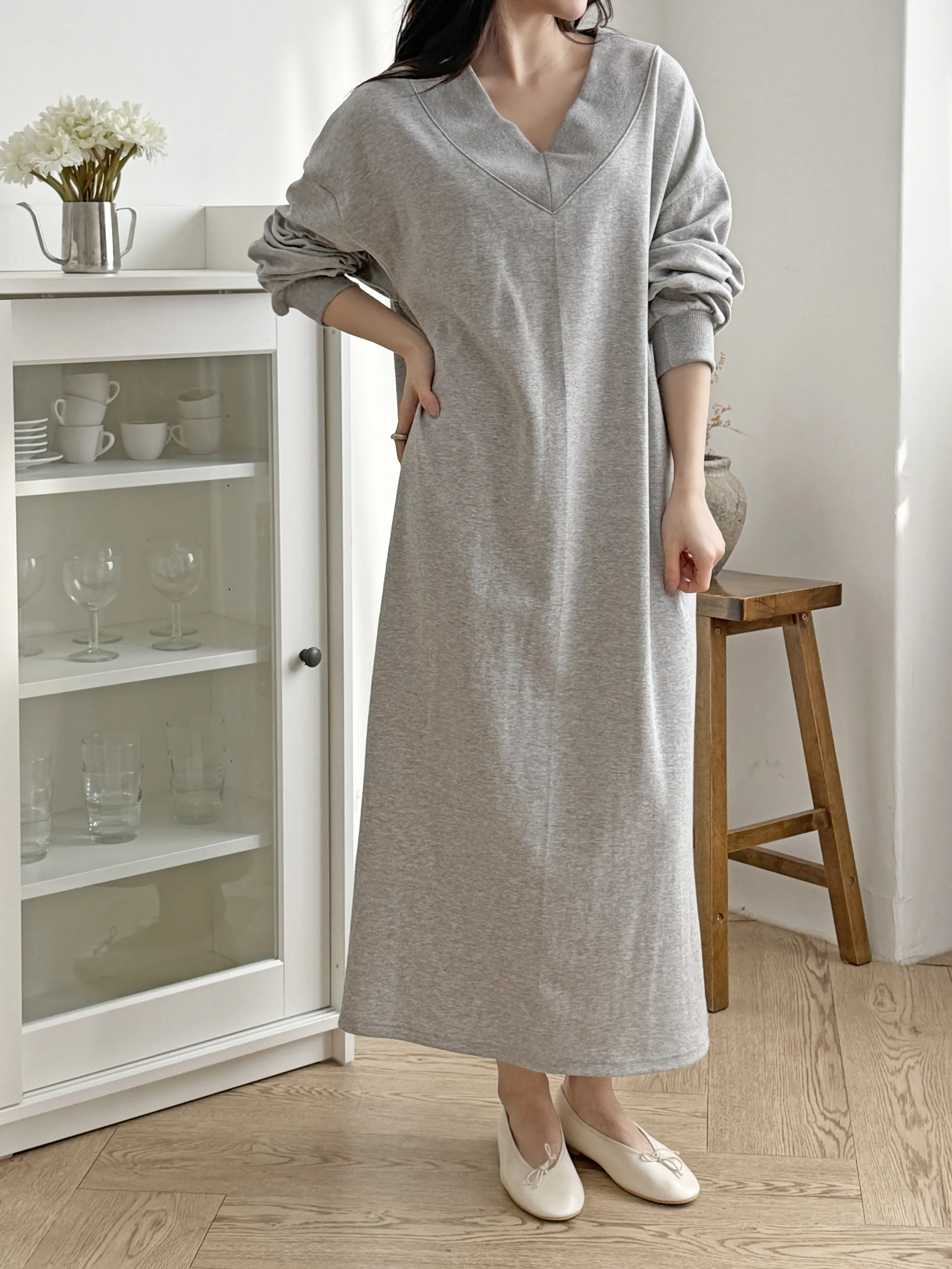 Vネックボクシールーズ長袖ワンピーストレーニング | 詳細画像1