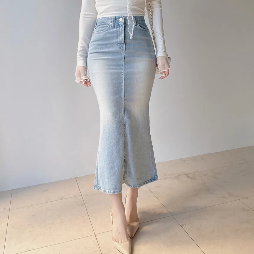 ハイウエストマーメイドロングウォッシングスリットライトブルーデニムスカート | mirangmirang | 詳細画像2