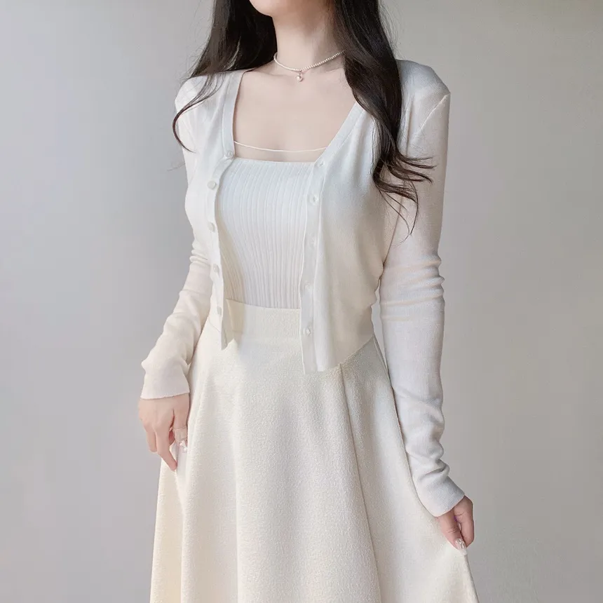 ツイードラウンドネックパール調ボタン肩パッドジャケットスカーフ付 | mirangmirang | 詳細画像4