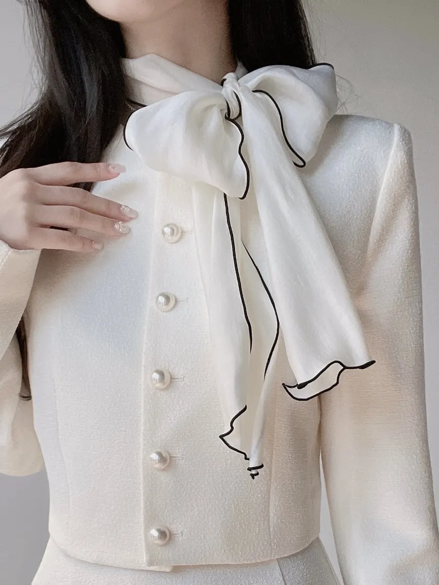 ツイードラウンドネックパール調ボタン肩パッドジャケットスカーフ付 | mirangmirang | 詳細画像39
