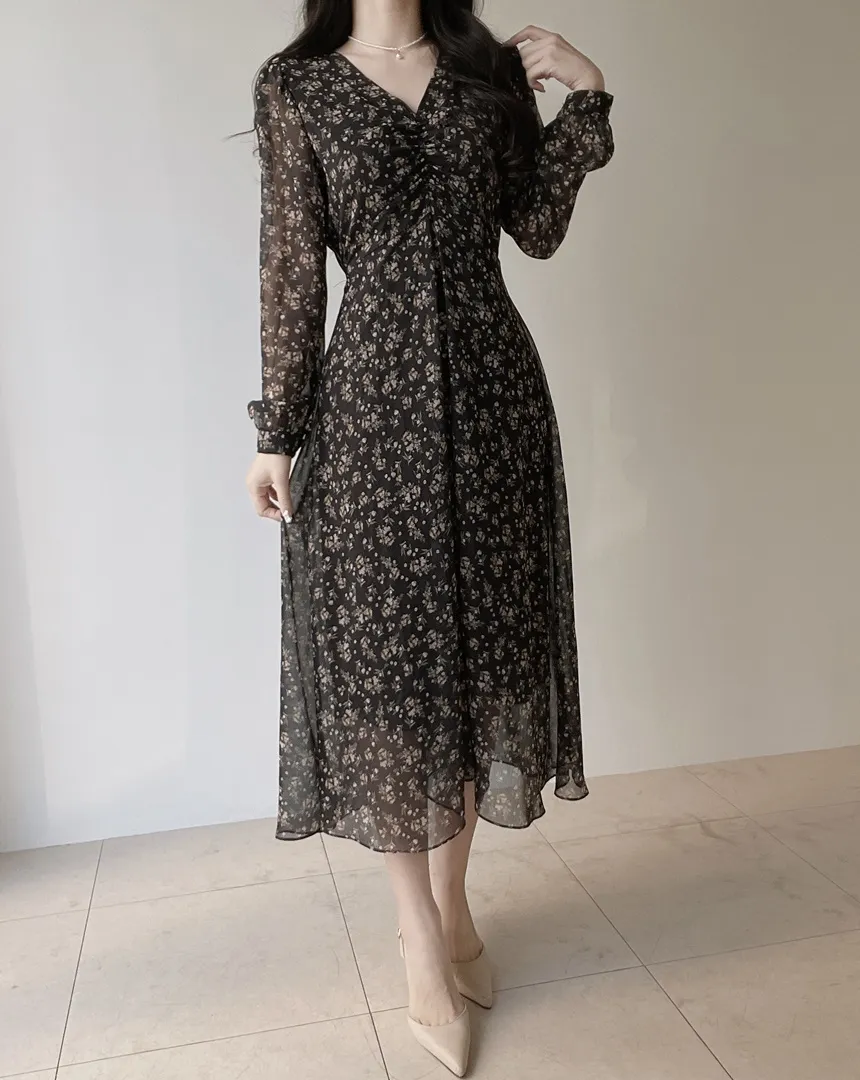 Vネック長袖ロングシャーリングバックリボン小花柄ワンピース | mirangmirang | 詳細画像4