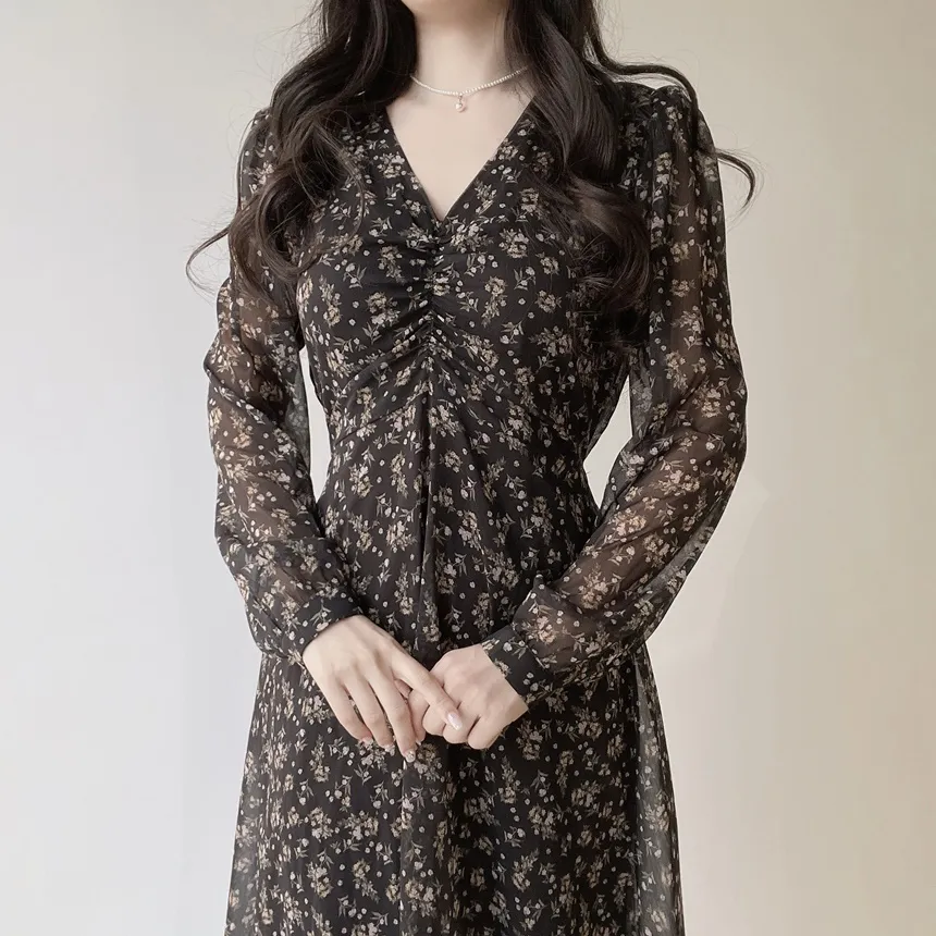 Vネック長袖ロングシャーリングバックリボン小花柄ワンピース | mirangmirang | 詳細画像5