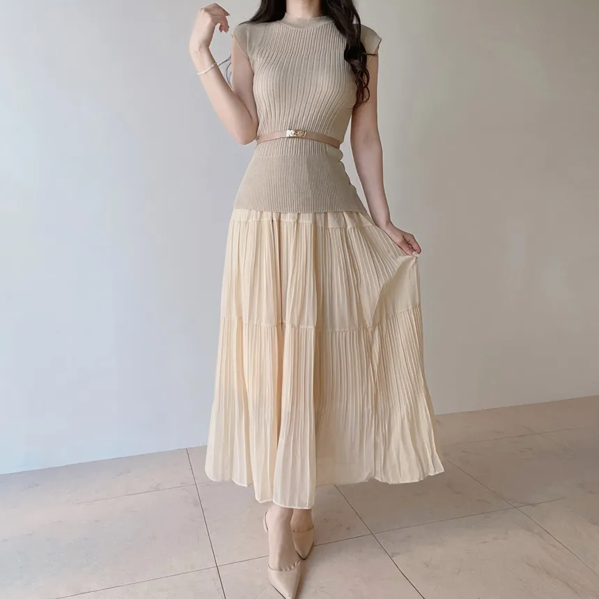 リブラウンドネックプリーツウエストゴムセットアップスカートニットベルト付 | mirangmirang | 詳細画像8