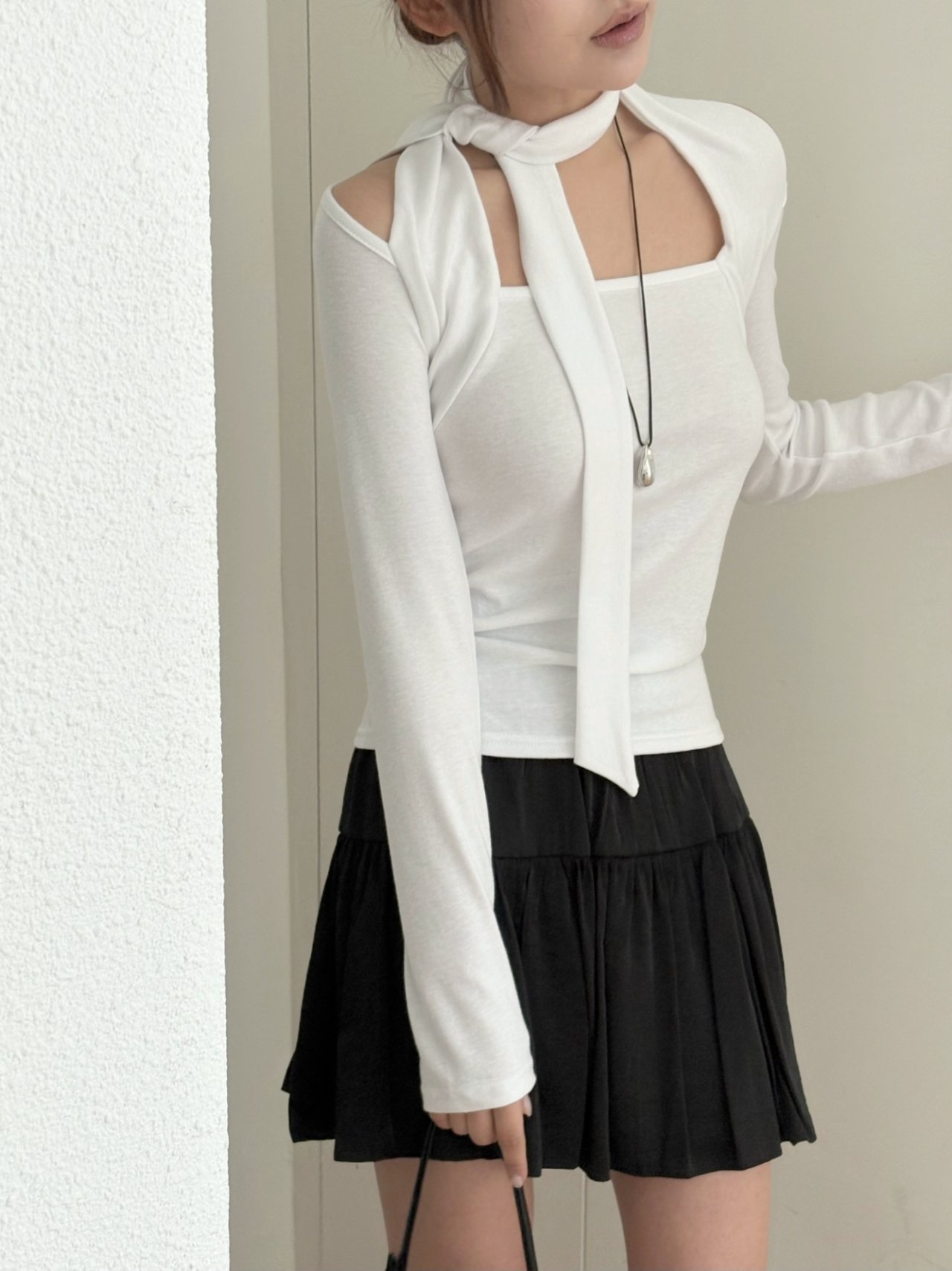 オフショルダーシャーリング長袖Tシャツ | 詳細画像6