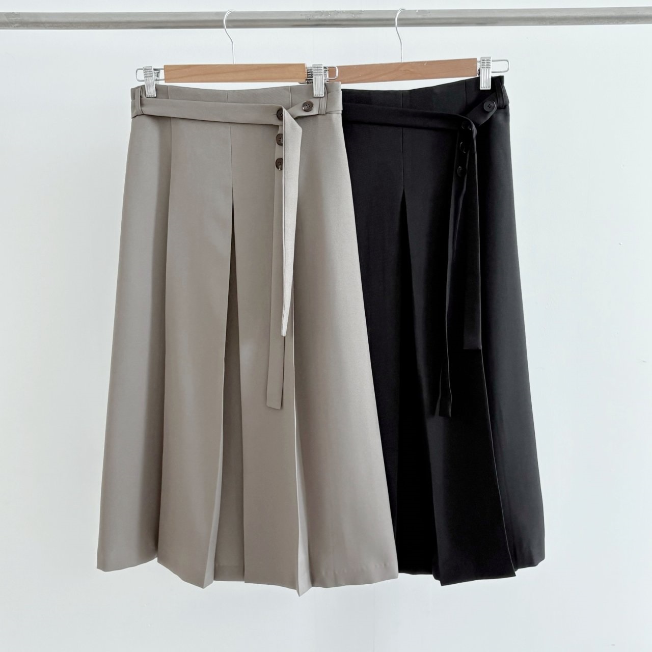 スリットピンタックバックゴムロングスカートストラップ付 | 詳細画像14