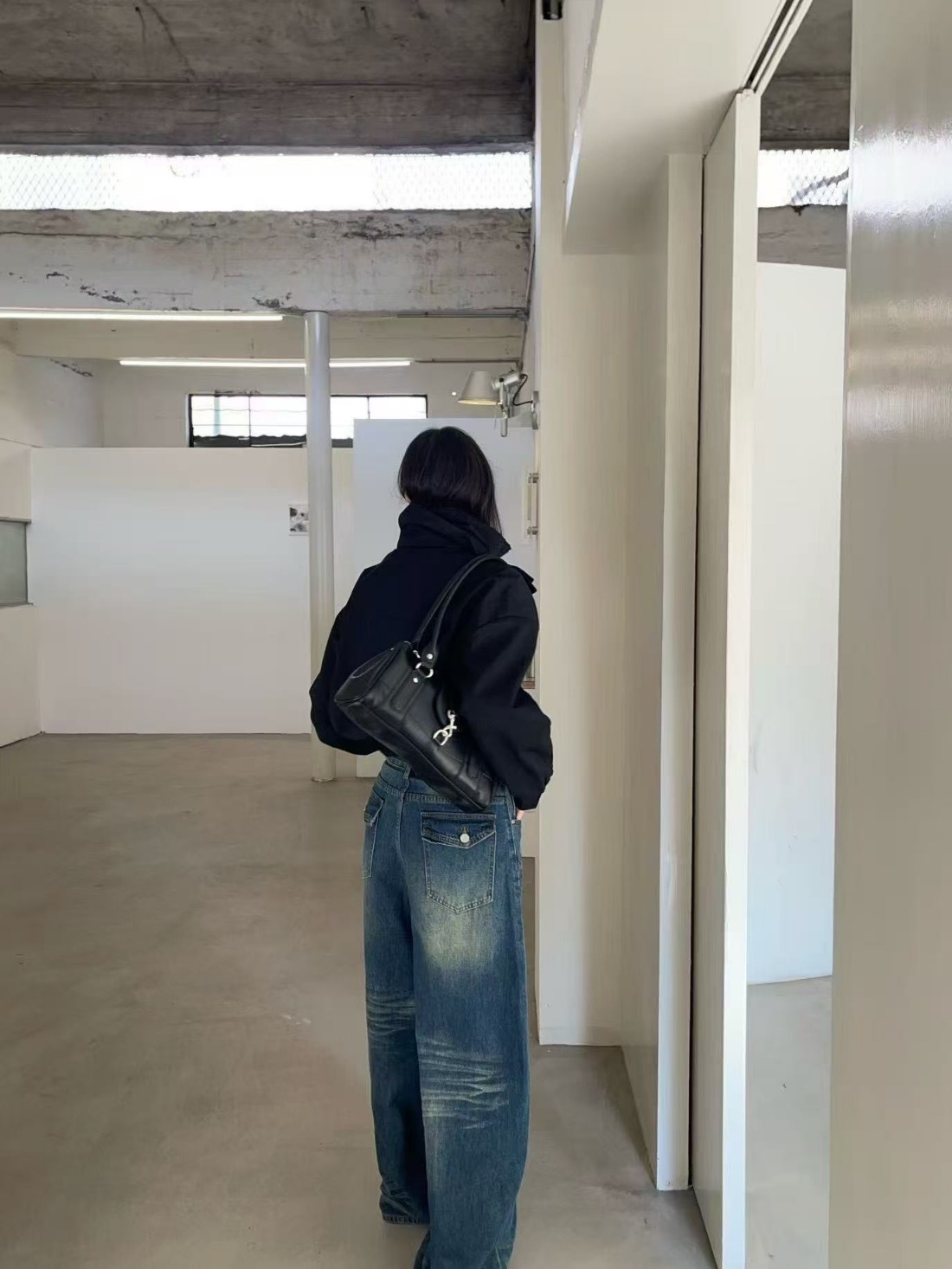 レザー調ジップアップバックルショルダーバッグ | 詳細画像2