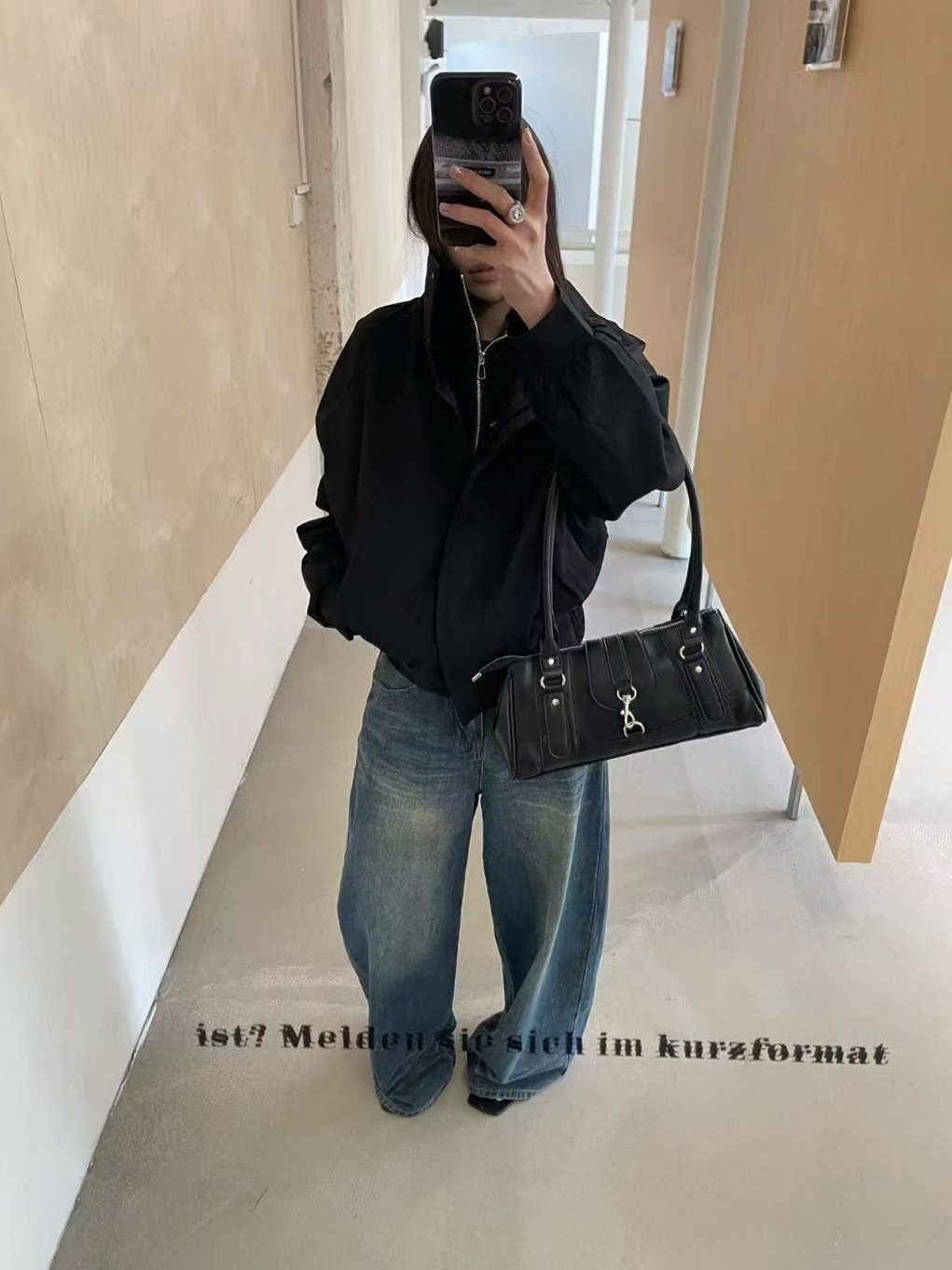 レザー調ジップアップバックルショルダーバッグ | 詳細画像15