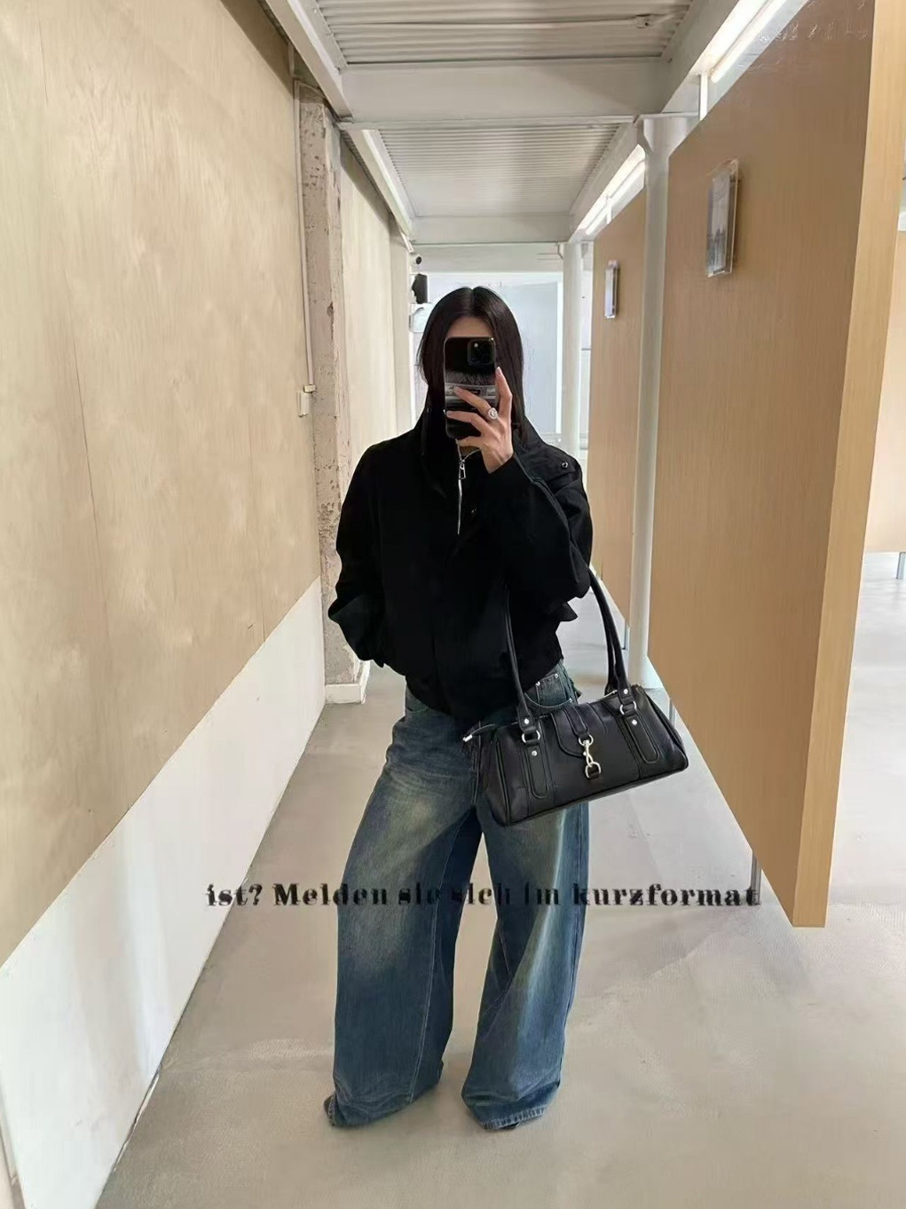 レザー調ジップアップバックルショルダーバッグ | 詳細画像16