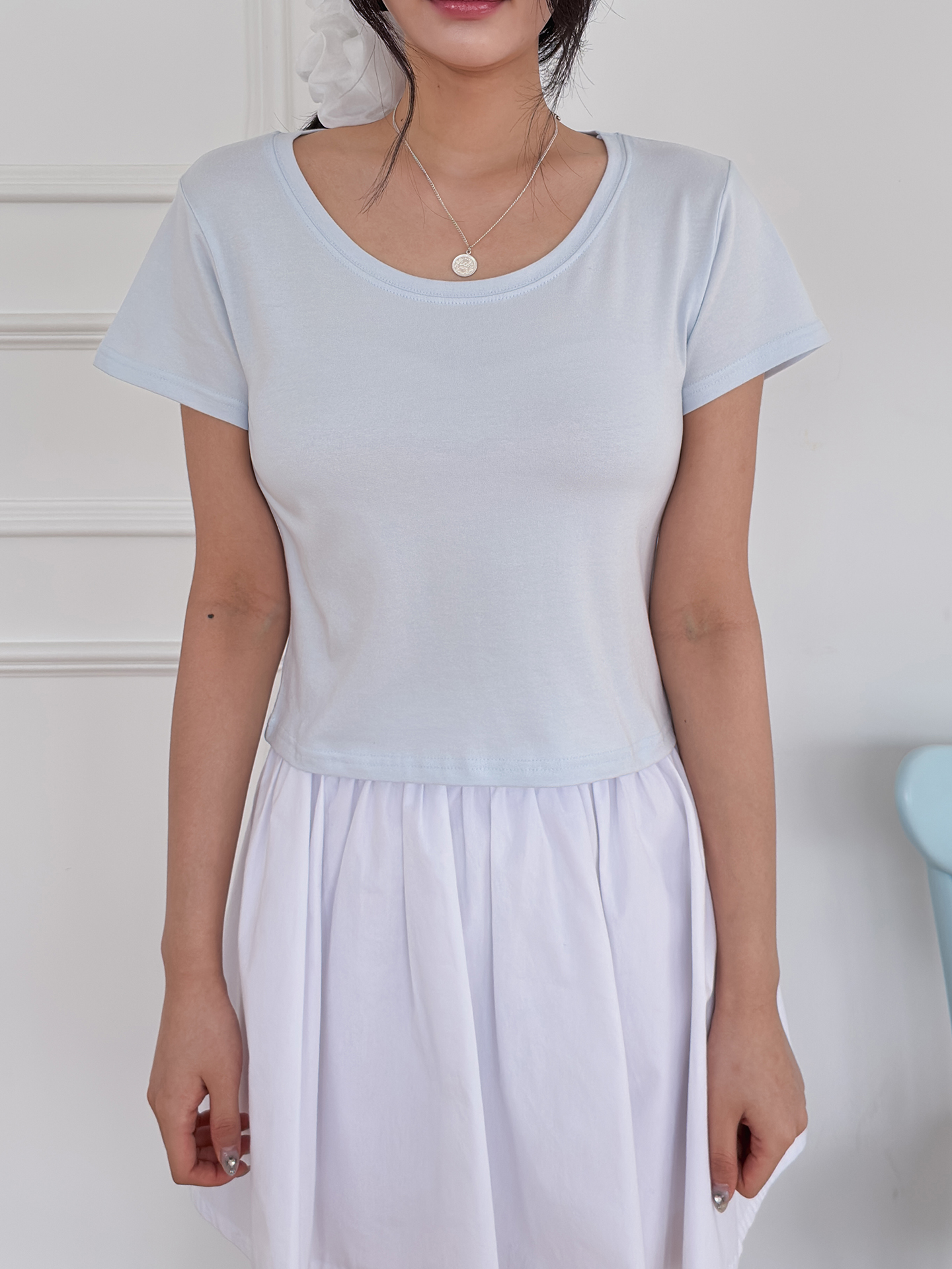 Uネックシンプルベーシッククロップド半袖無地Tシャツ | 詳細画像10