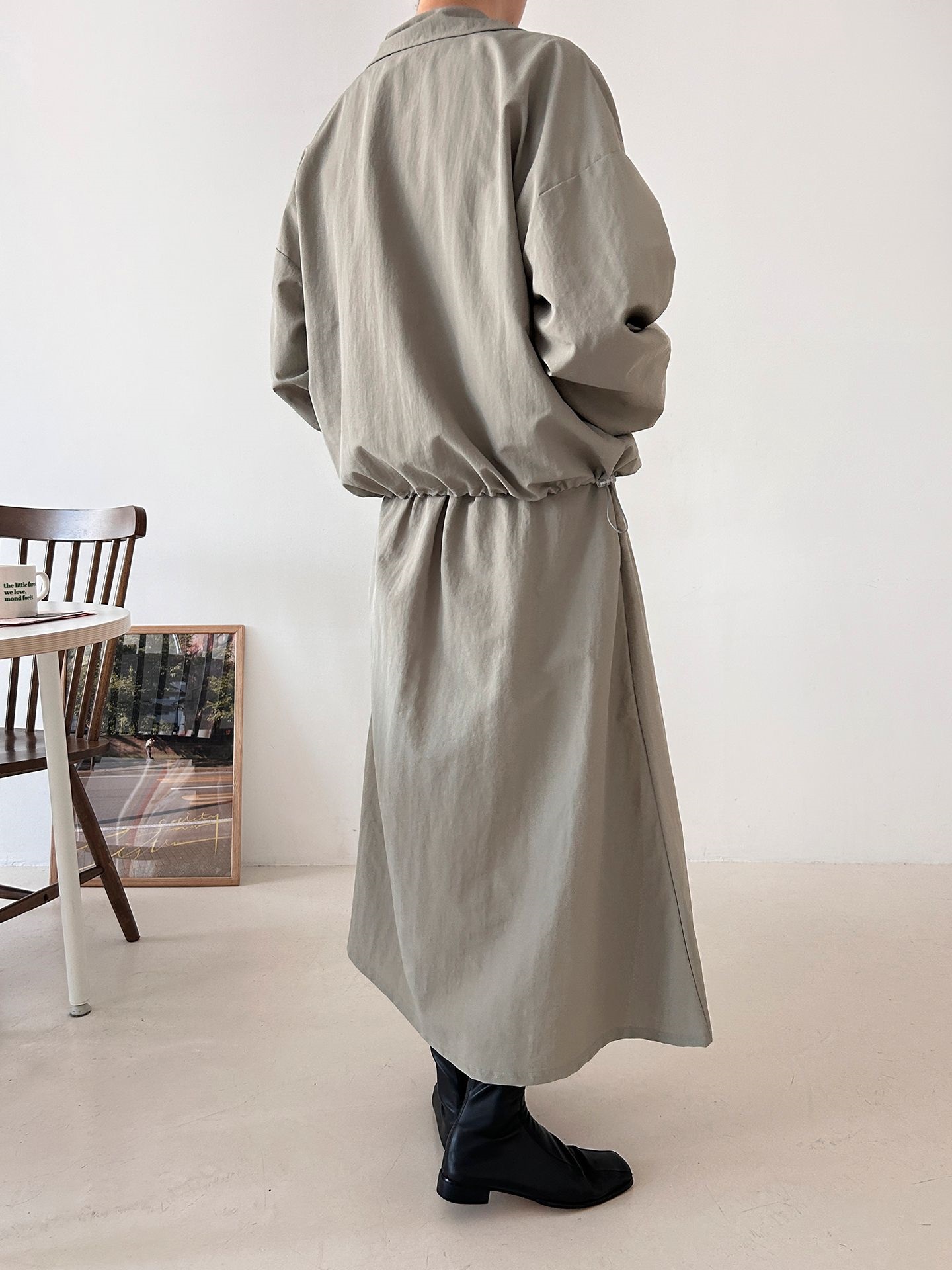 ナイロンジップアップポケットウエストゴムドローコードロング長袖Aラインカンガルーポケットセットアップスカートジャンパー | 詳細画像13