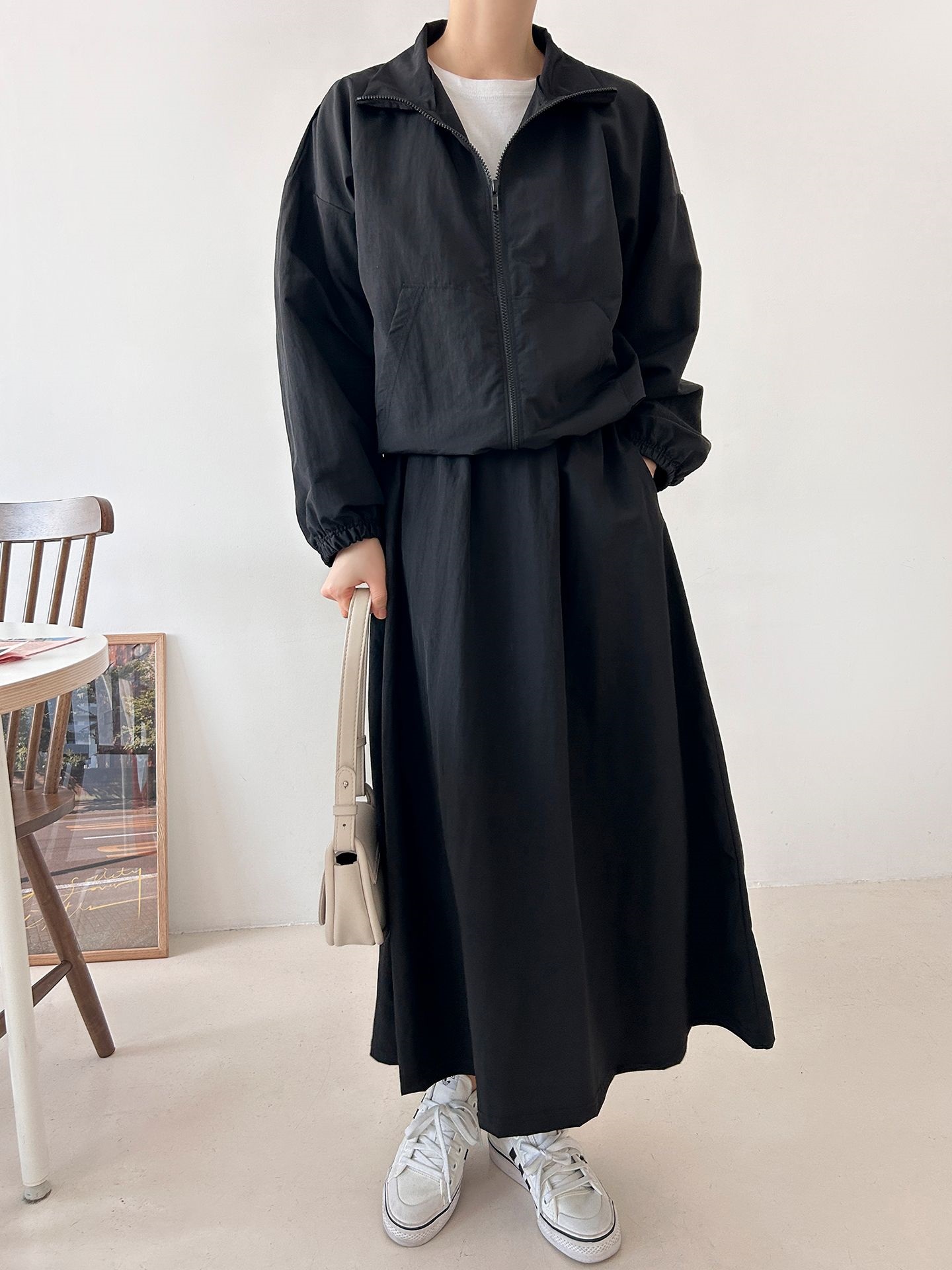 ナイロンジップアップポケットウエストゴムドローコードロング長袖Aラインカンガルーポケットセットアップスカートジャンパー | 詳細画像18