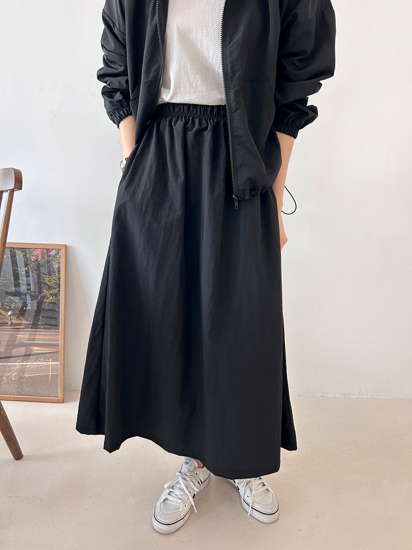 ナイロンジップアップポケットウエストゴムドローコードロング長袖Aラインカンガルーポケットセットアップスカートジャンパー | 詳細画像20