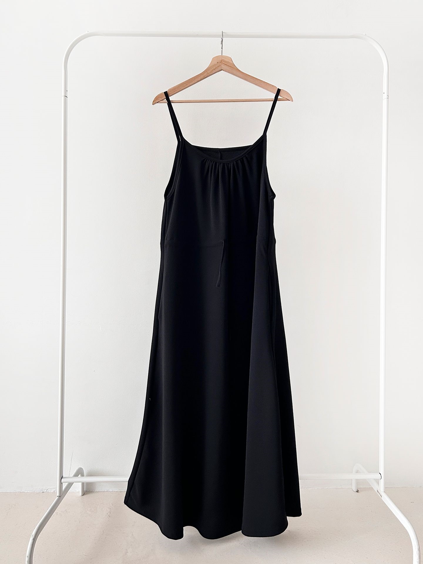 シャーリングドローストリングポケットロングキャミワンピース | 詳細画像48