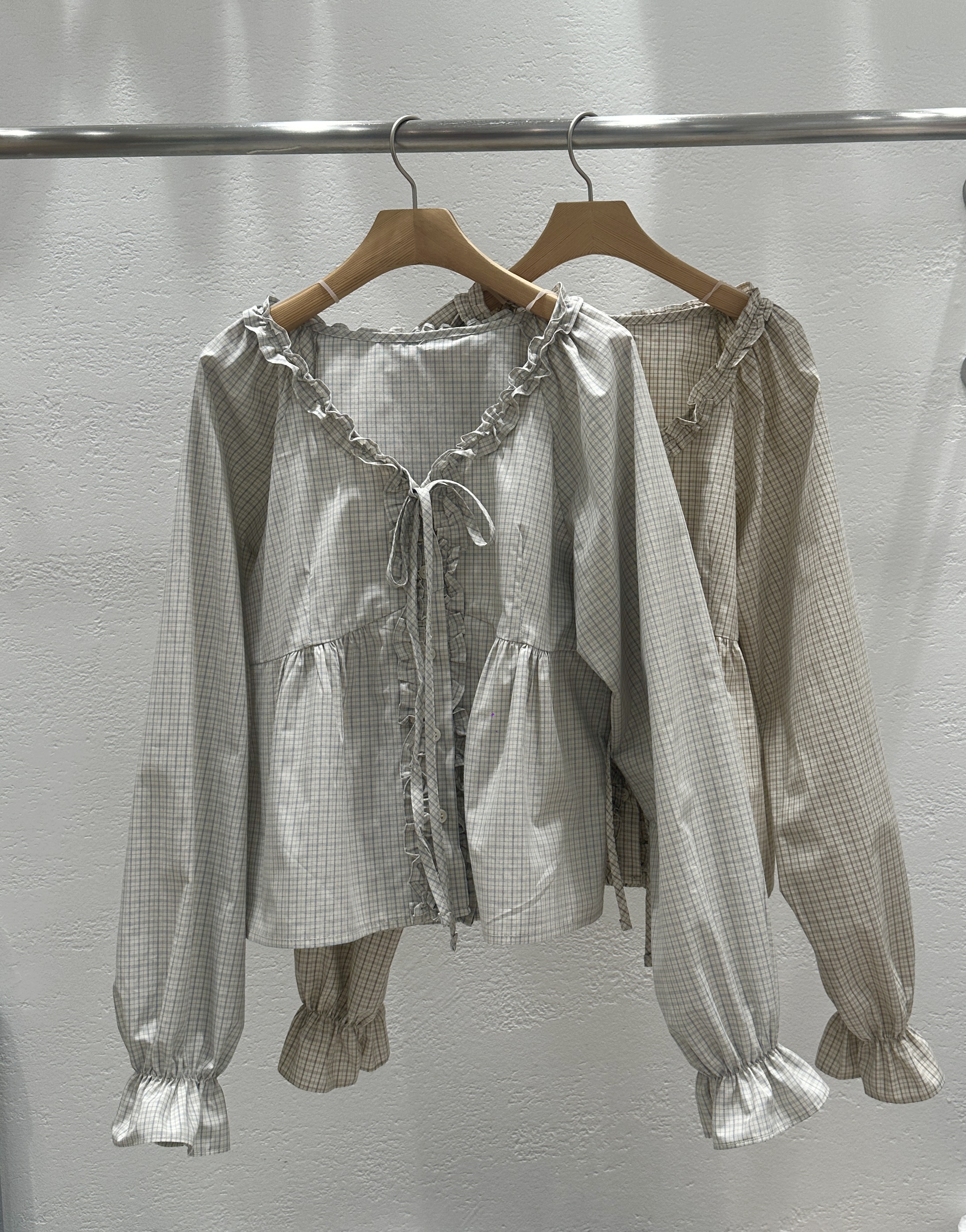 コットンリボンボタンフリル長袖チェックブラウス | 詳細画像20