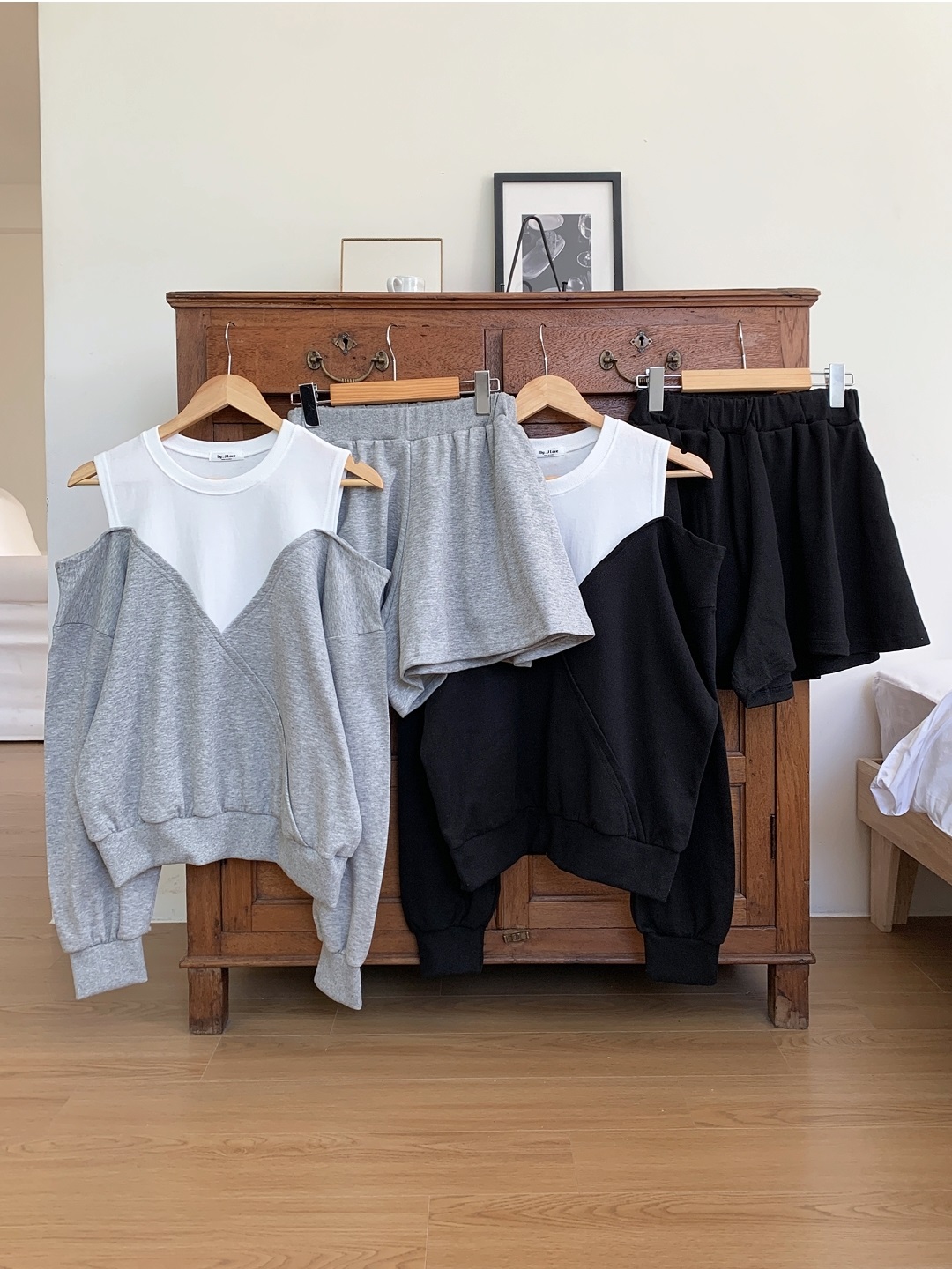 ポケットウエストゴムショートオープンショルダー長袖ダイアゴナル配色セットアップ | 詳細画像18