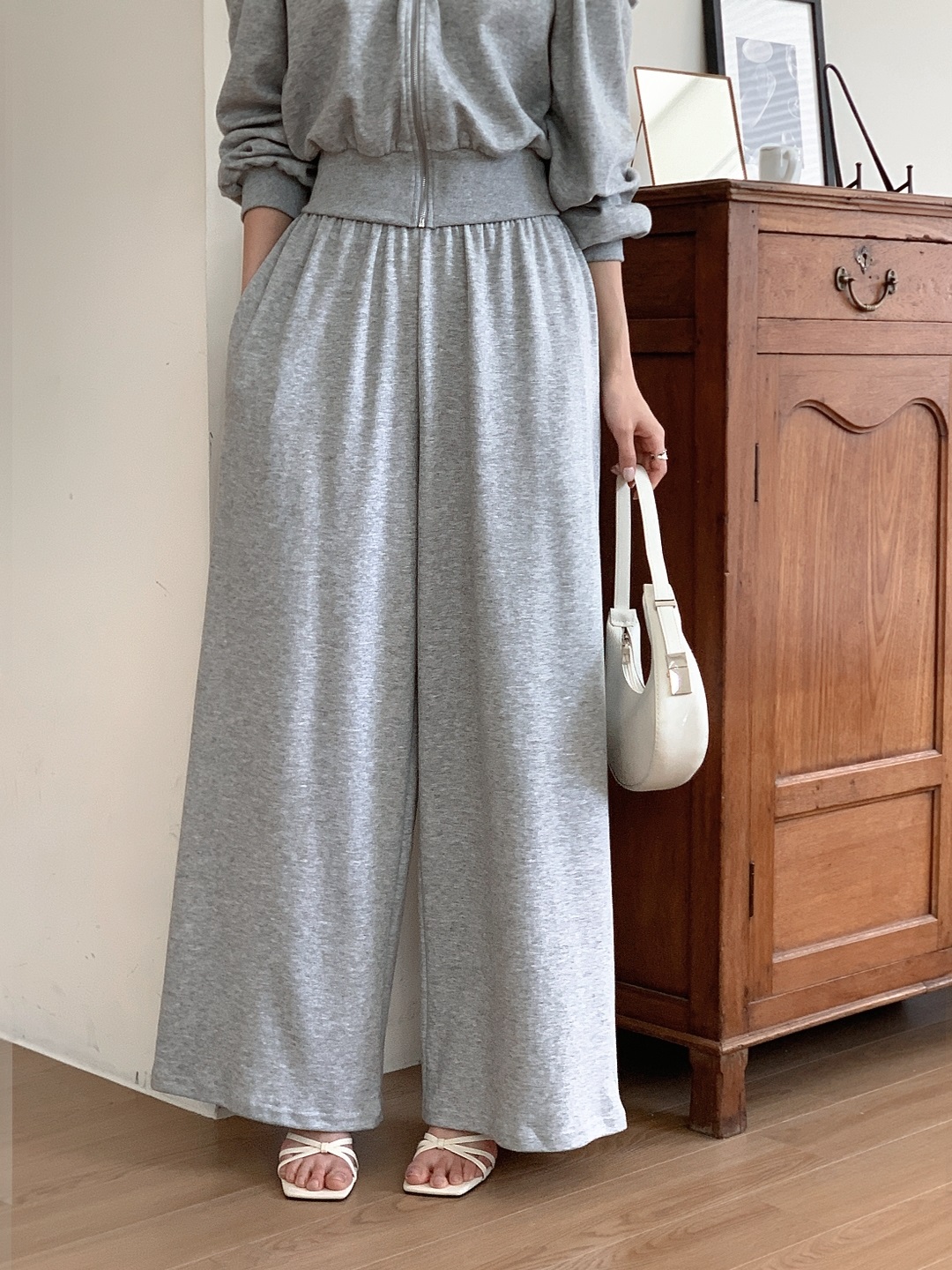 リボンジップアップオフショルダーウエストゴムクロップド長袖ワイドセットアップ | 詳細画像4