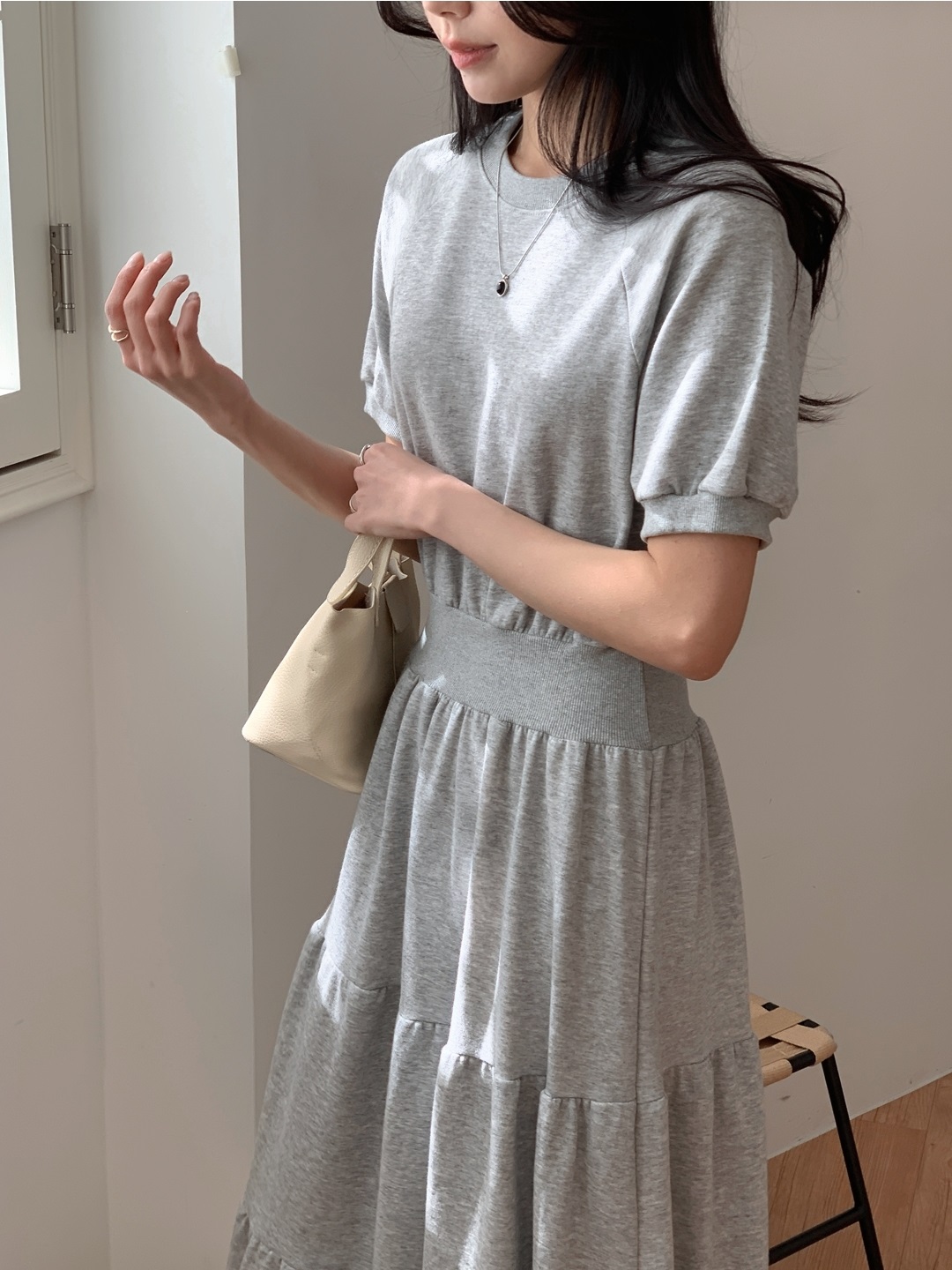 ラウンドネックティアードラグランロング半袖ワンピース | 詳細画像3