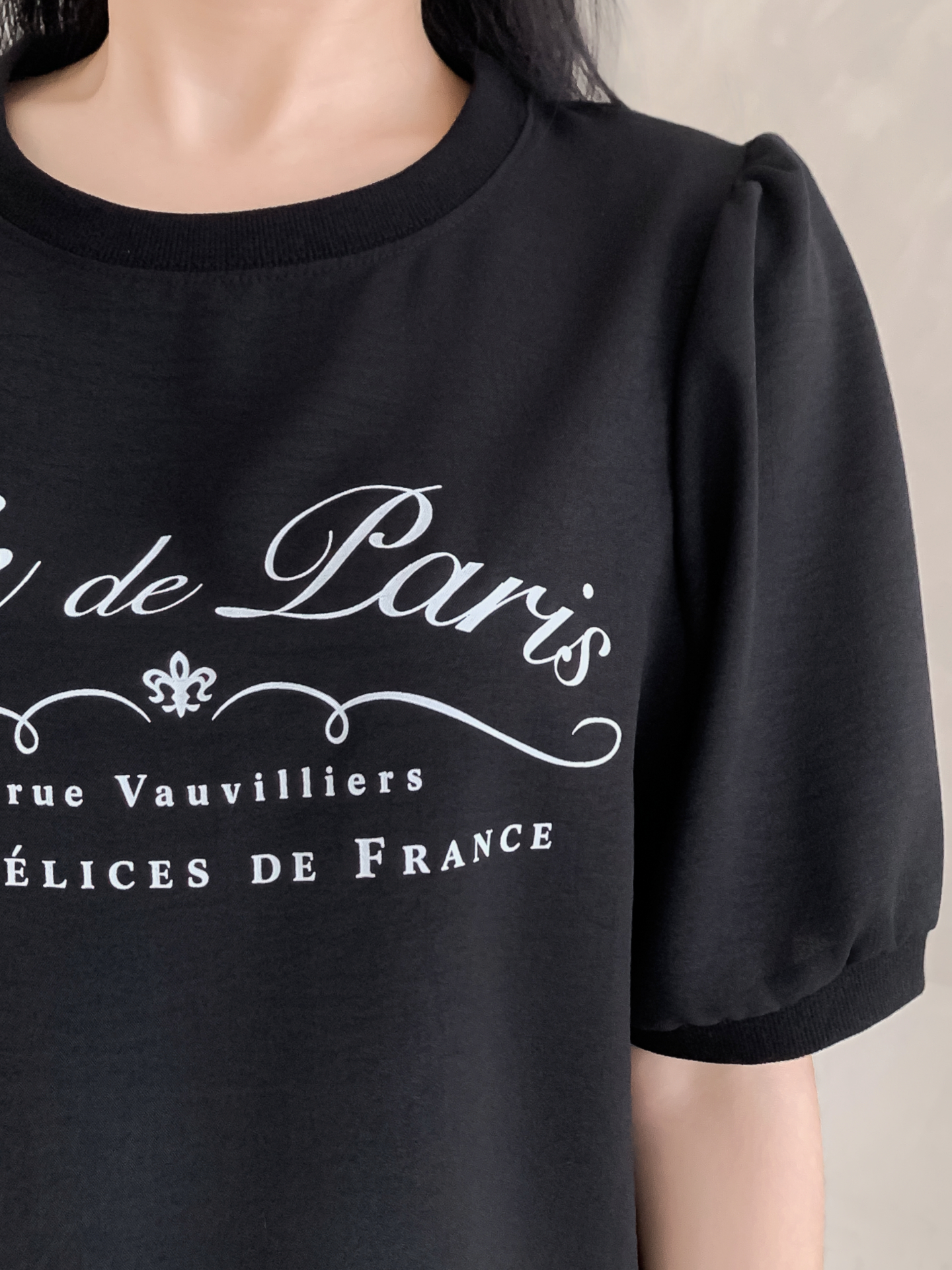 ラウンドネックパフスリーブルーズ半袖レタリングブラウス | 詳細画像13