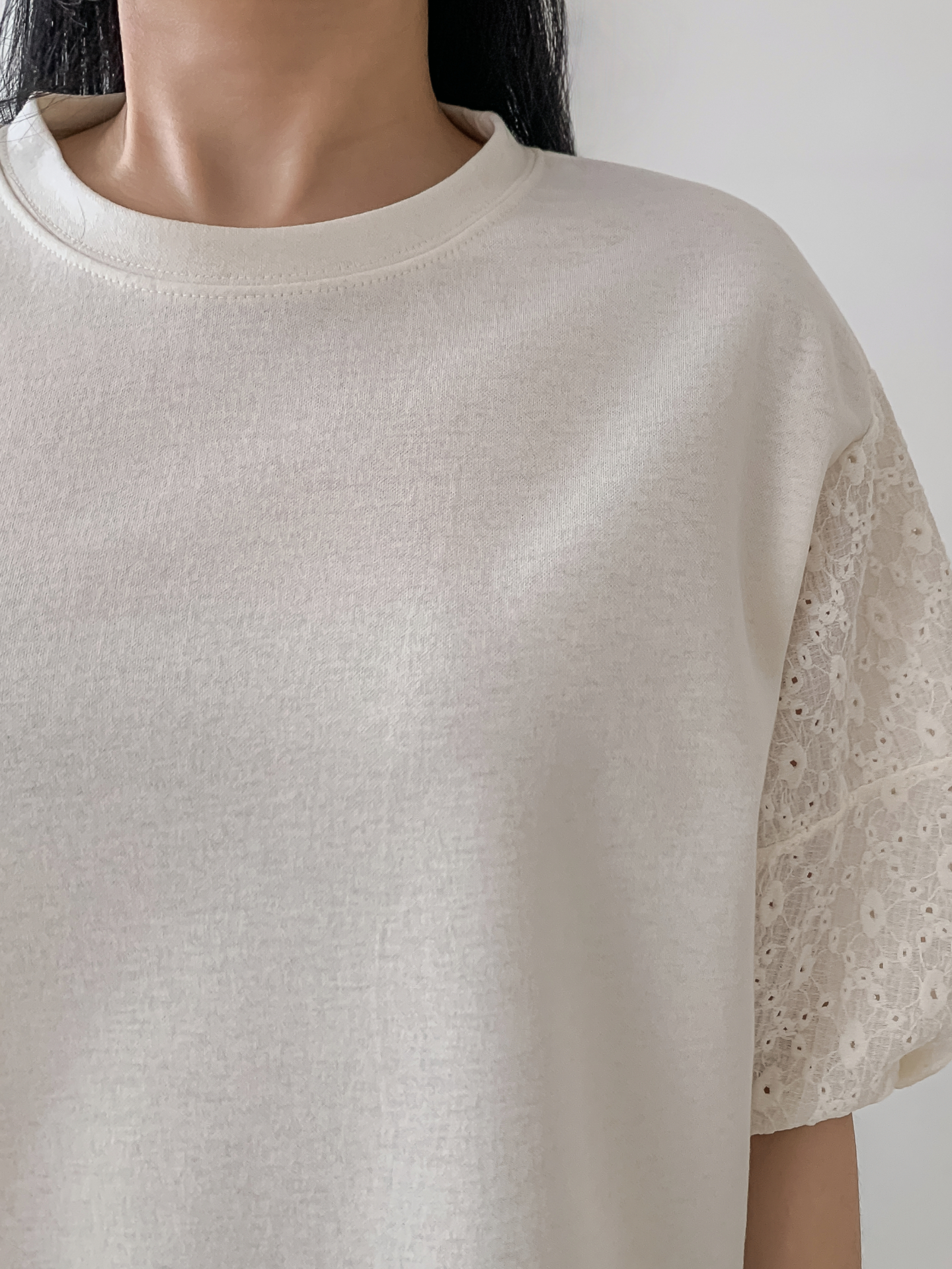 コンビラウンドネックパンチングパフスリーブルーズ半袖ブラウス | 詳細画像11