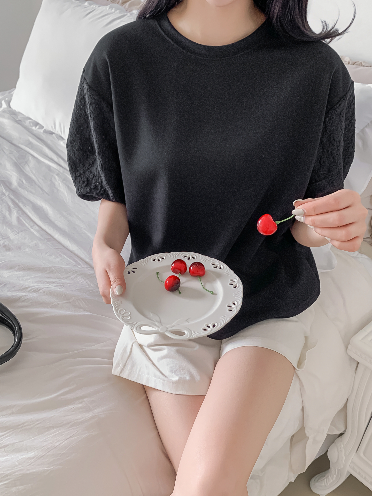 コンビラウンドネックパンチングパフスリーブルーズ半袖ブラウス | 詳細画像30