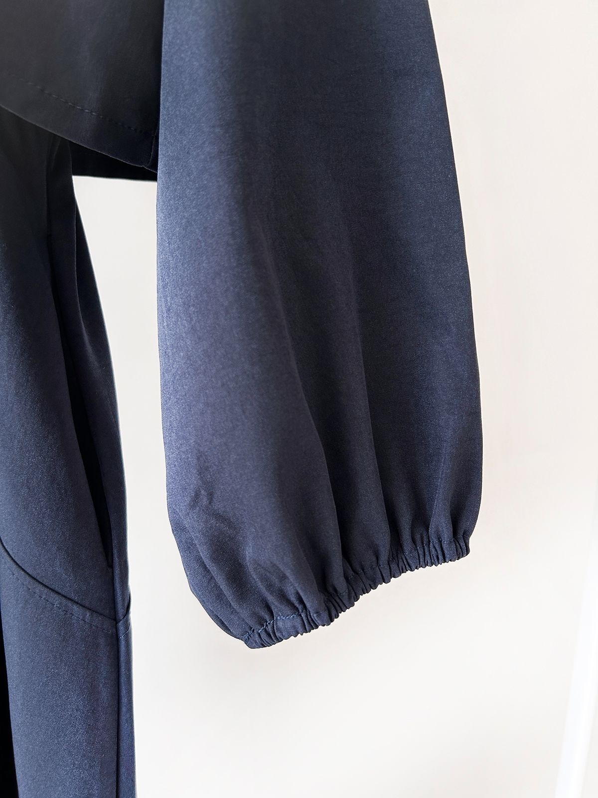 ラウンドネックシャーリングパフスリーブレイヤード風ロング長袖フレアAライン無地ワンピース | 詳細画像13