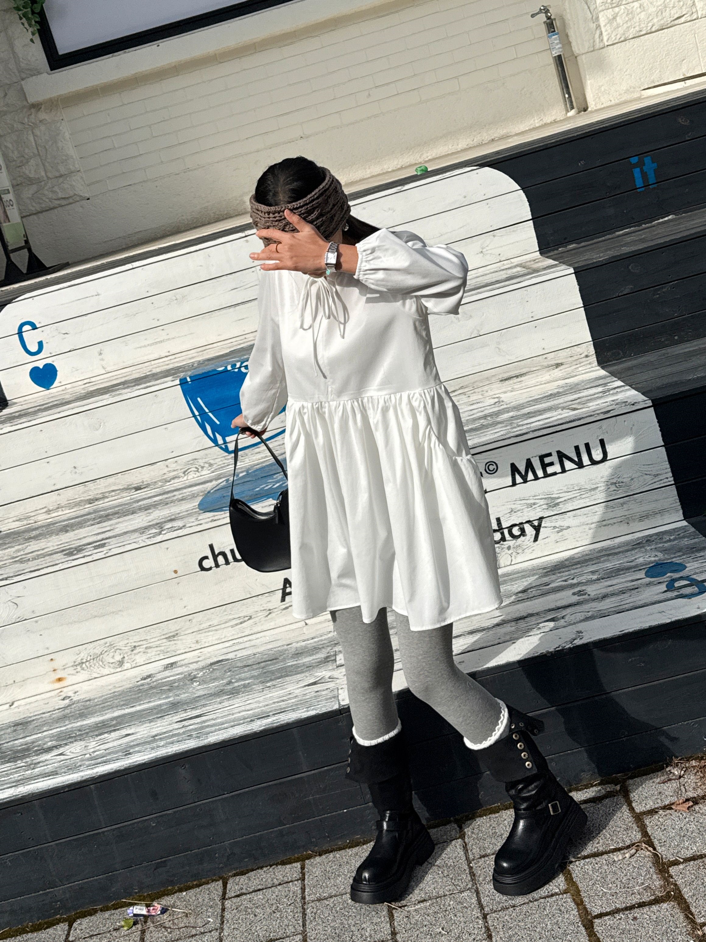 ストラップポケットパフスリーブオーバーサイズルーズ長袖ギャザーフレアAラインミニ無地ワンピース | 詳細画像3