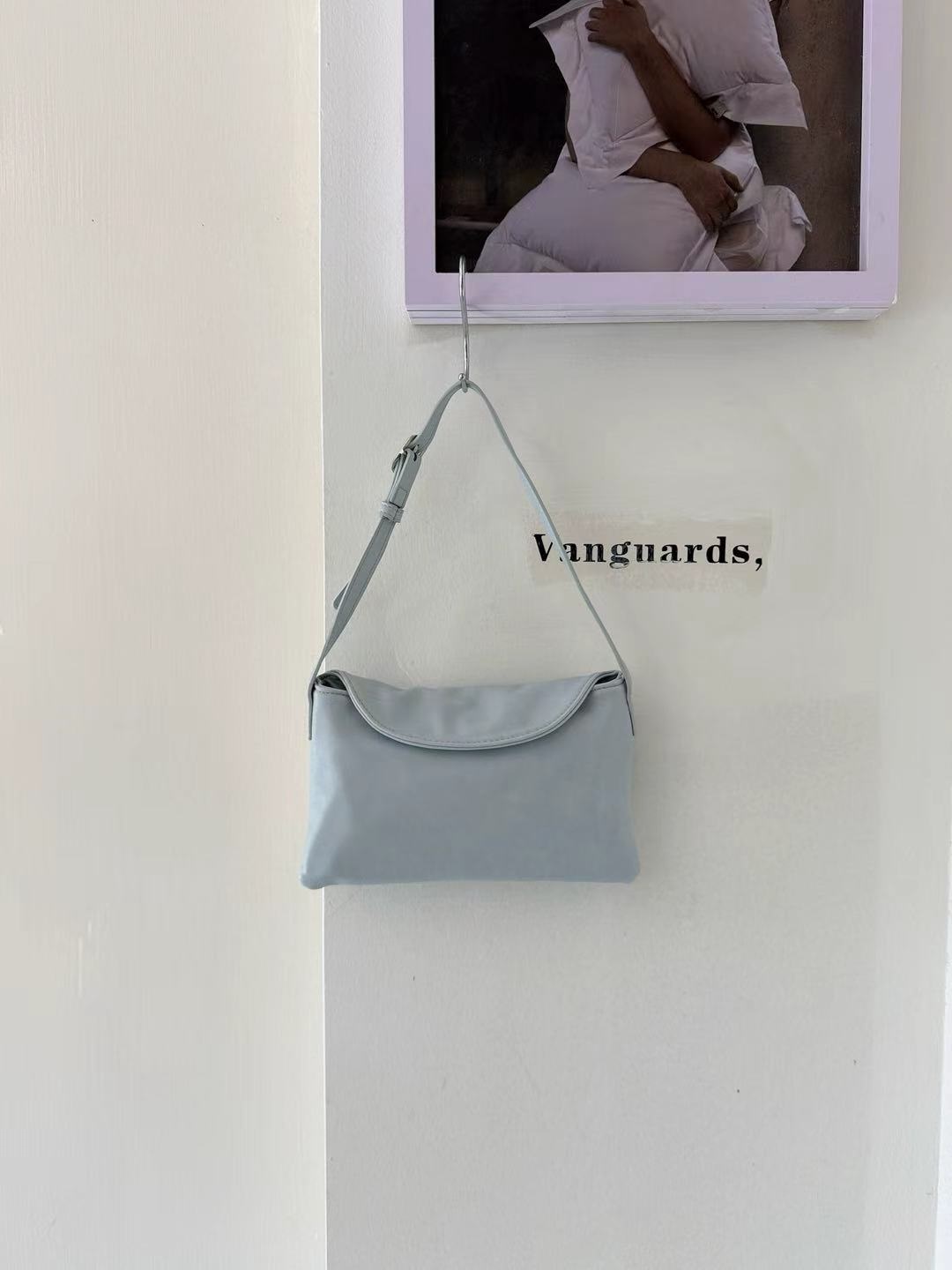 レザー調ジップアップバックルポケットループマグネットボタン無地ショルダーバッグ | 詳細画像13