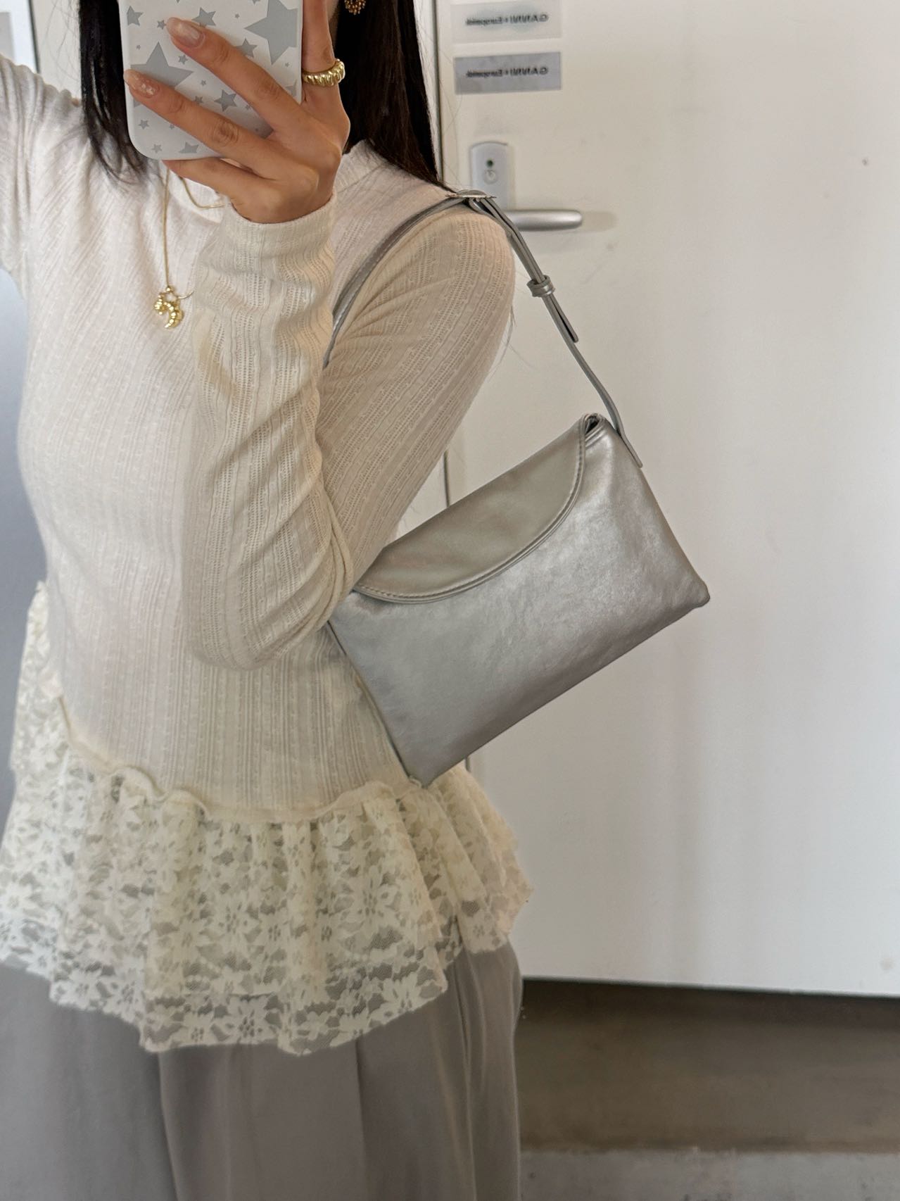 レザー調ジップアップバックルポケットループマグネットボタン無地ショルダーバッグ | 詳細画像5