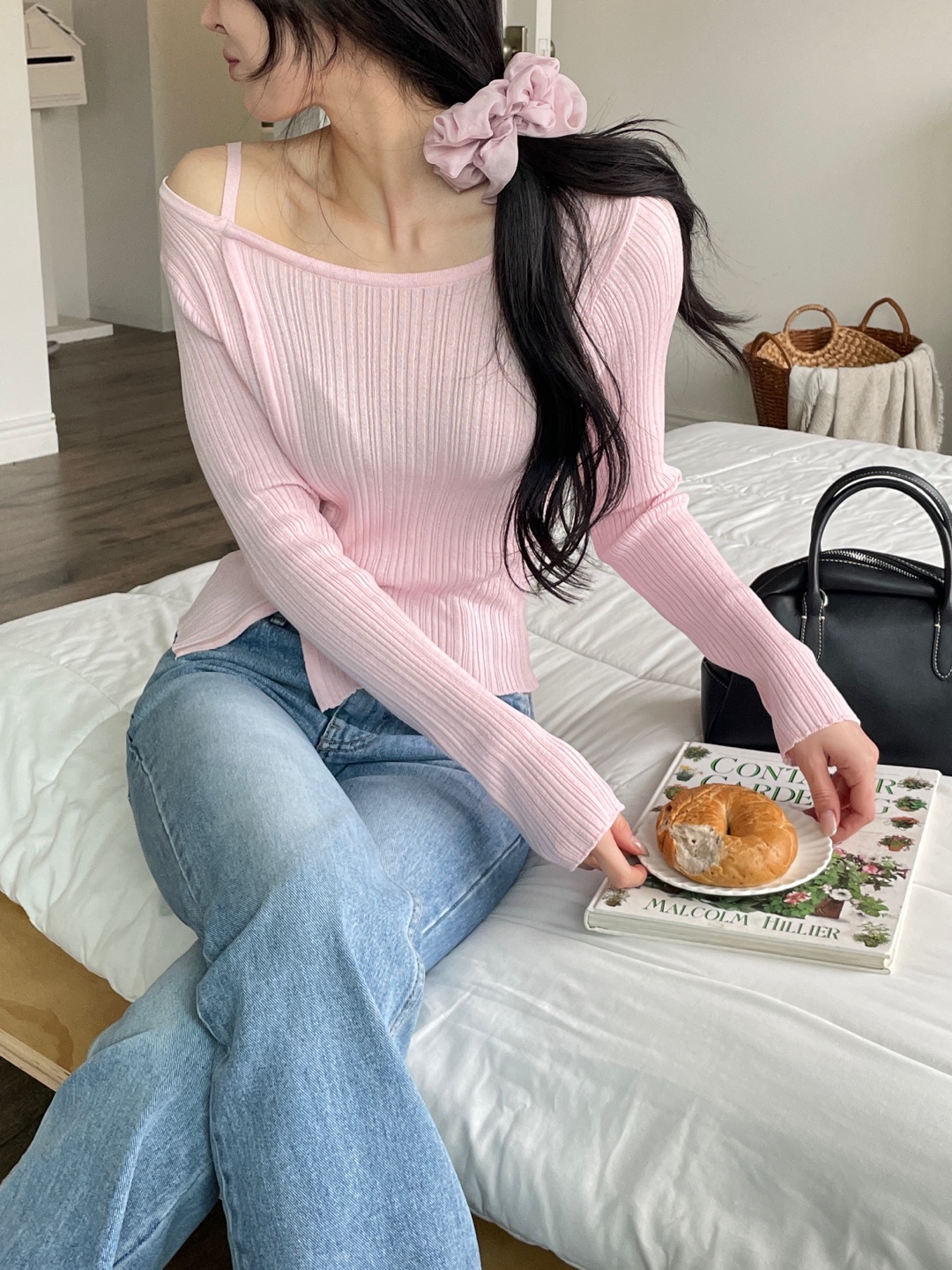 リブアンバランスネックスリットスリムベルスリーブアンバランス長袖無地ニット | 詳細画像4