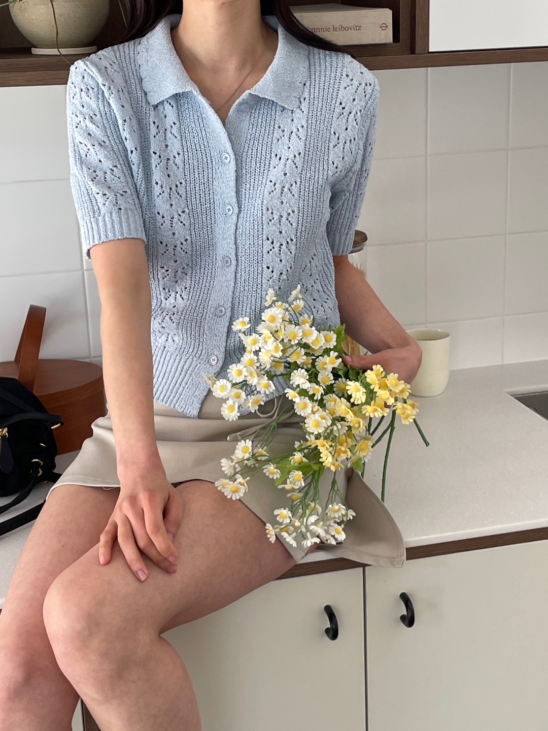 ブークレアクリルボタンカラーパンチング半袖花柄カーディガン | 詳細画像4