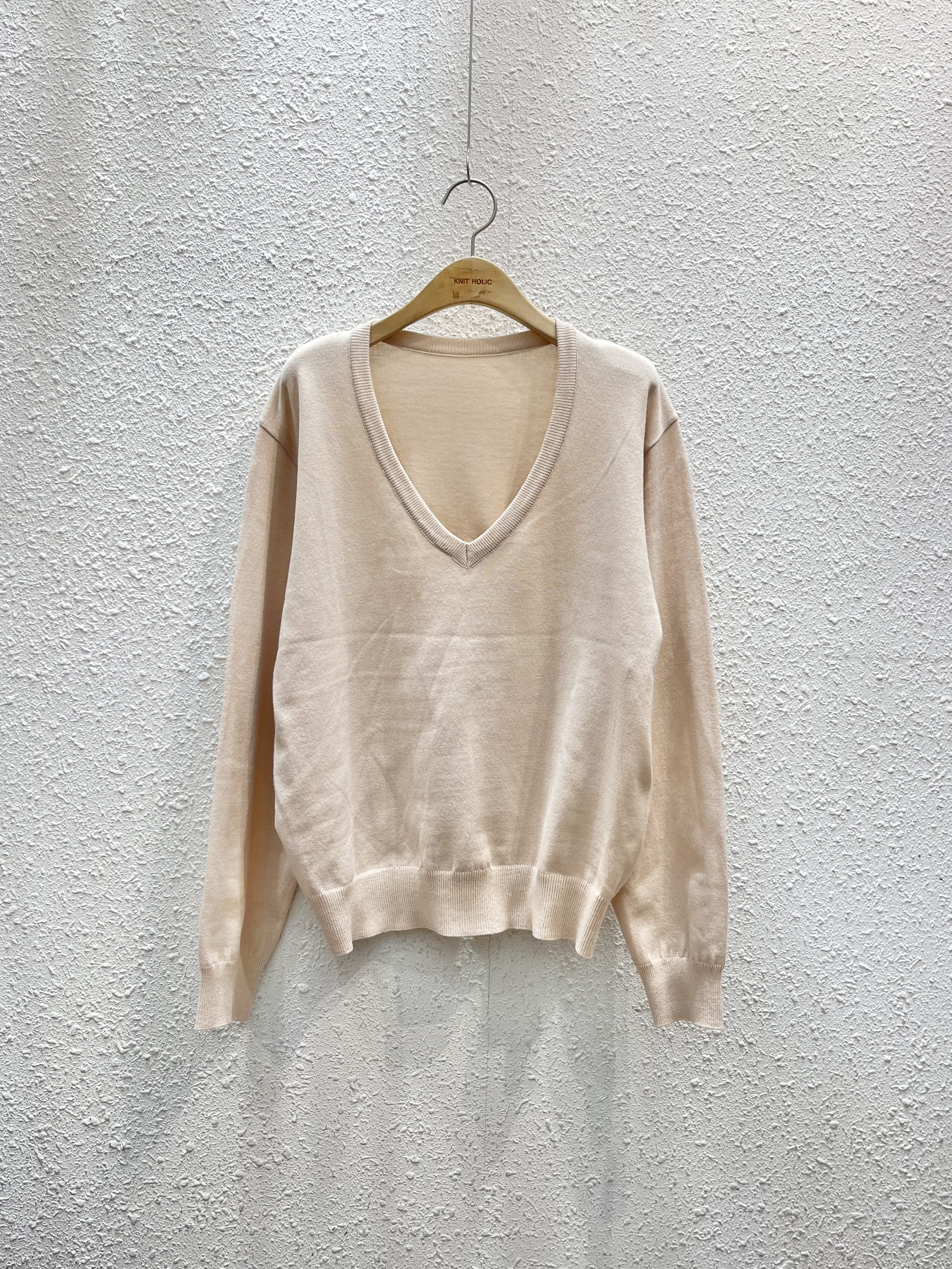 Vネックルーズ長袖無地ニット | 詳細画像17