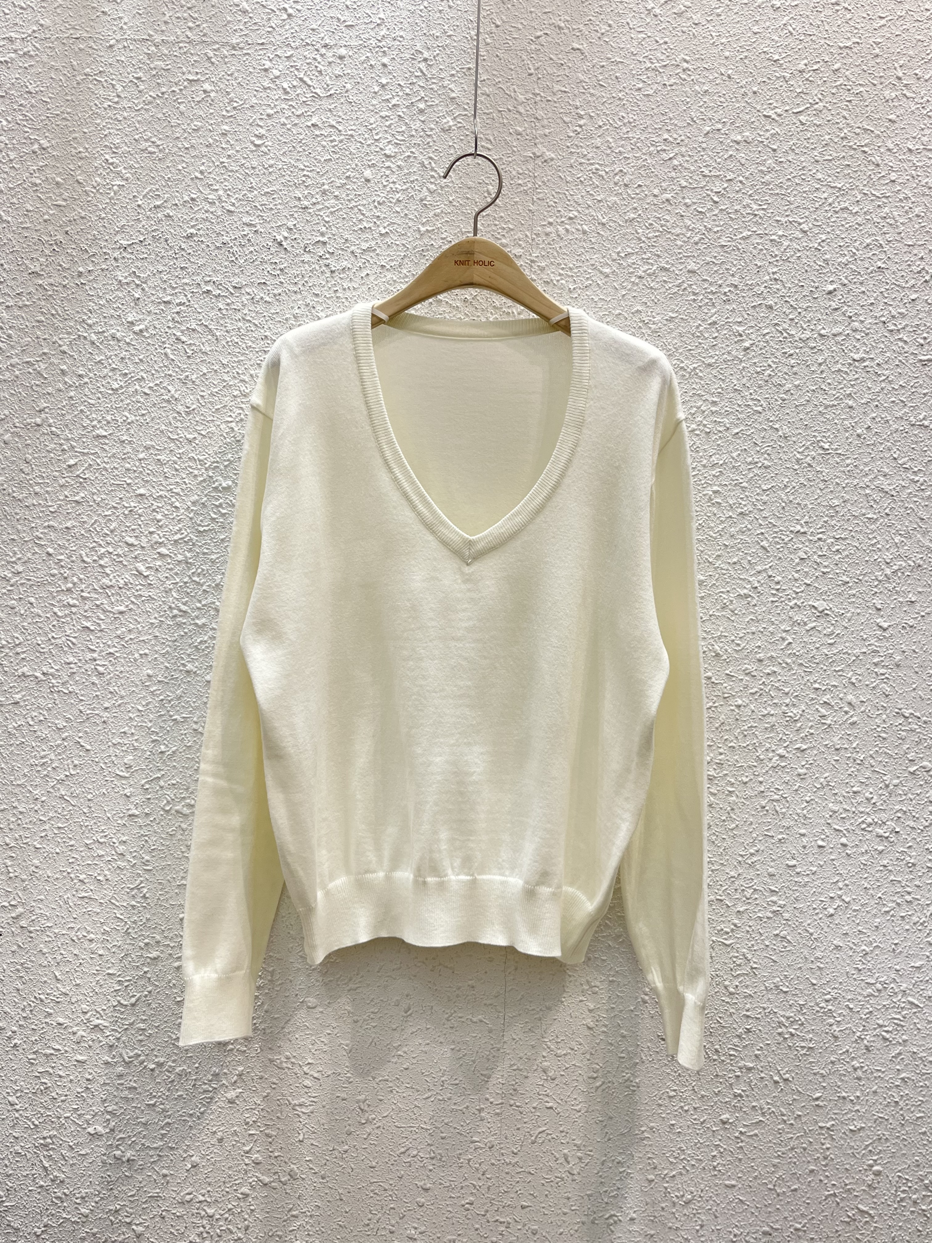 Vネックルーズ長袖無地ニット | 詳細画像16