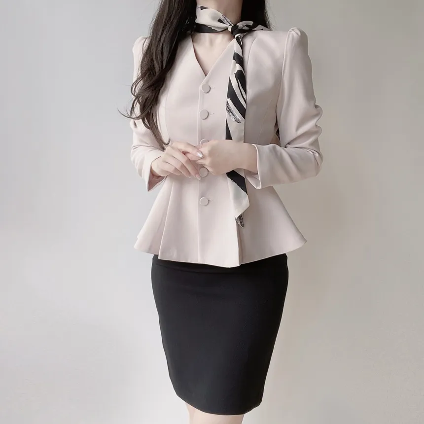 Vネックノーカラー肩パッドペプラムパフスリーブ長袖ジャケットスカーフ付 | mirangmirang | 詳細画像21