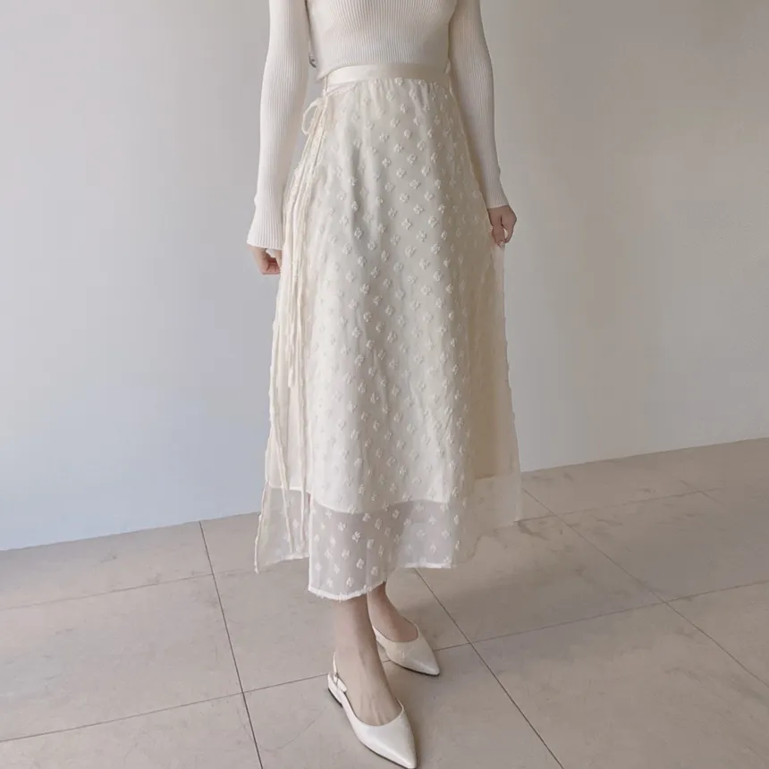 ラップ調リボン(固定)サイドジップロング花柄刺繍スカート | mirangmirang | 詳細画像2