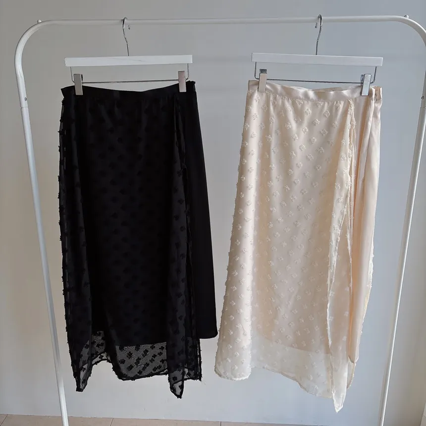 ラップ調リボン(固定)サイドジップロング花柄刺繍スカート | mirangmirang | 詳細画像24