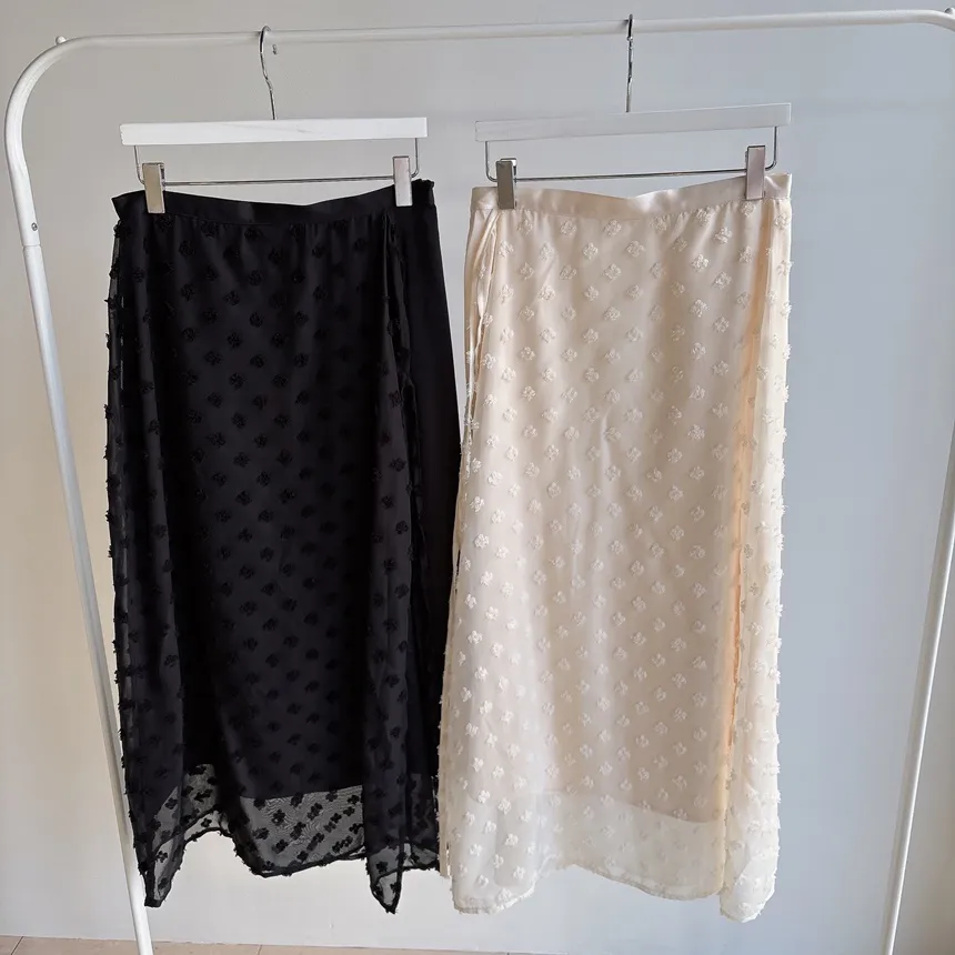 ラップ調リボン(固定)サイドジップロング花柄刺繍スカート | mirangmirang | 詳細画像27