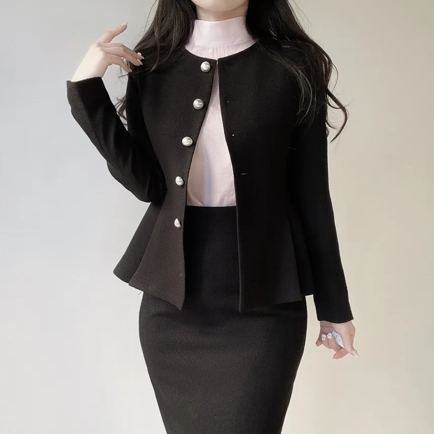 ツイードラウンドネックパール調ボタン肩パッドペプラムジャケットスカーフ付 | mirangmirang | 詳細画像31