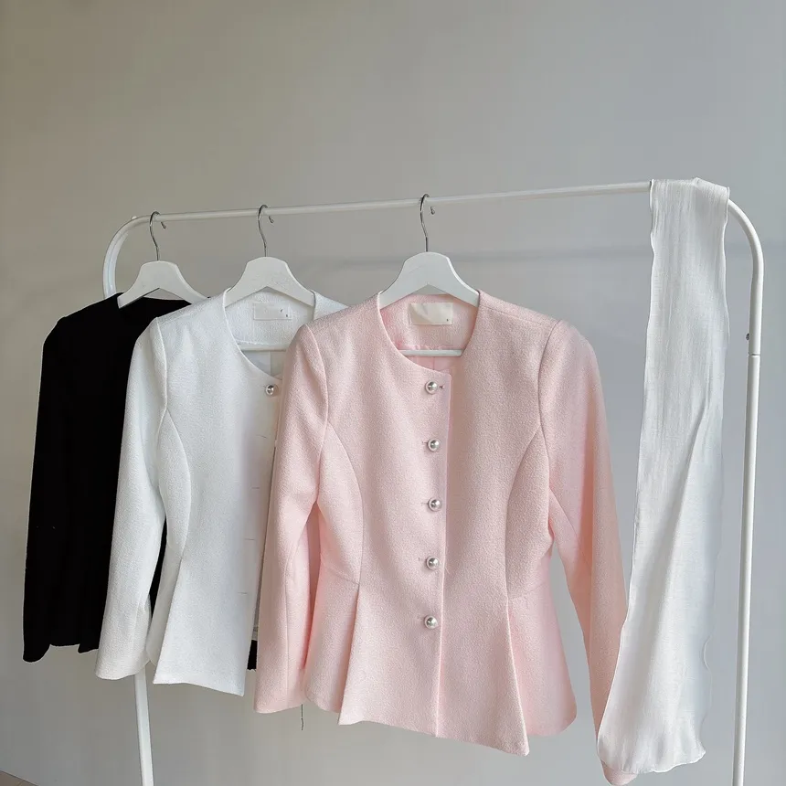 ツイードラウンドネックパール調ボタン肩パッドペプラムジャケットスカーフ付 | mirangmirang | 詳細画像58