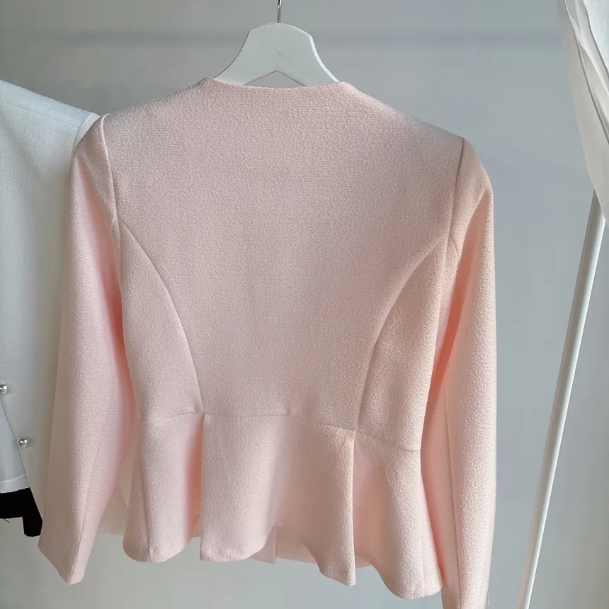 ツイードラウンドネックパール調ボタン肩パッドペプラムジャケットスカーフ付 | mirangmirang | 詳細画像62