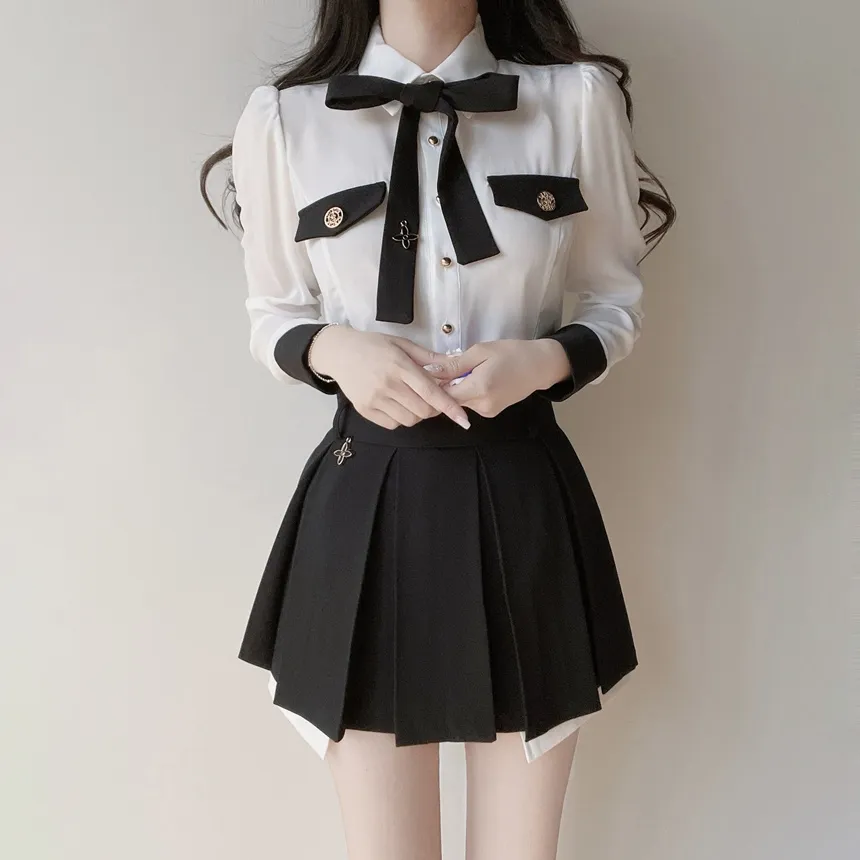 ゴールドボタンフェイクポケット長袖カラー配色ブラウスストラップ付 | mirangmirang | 詳細画像27