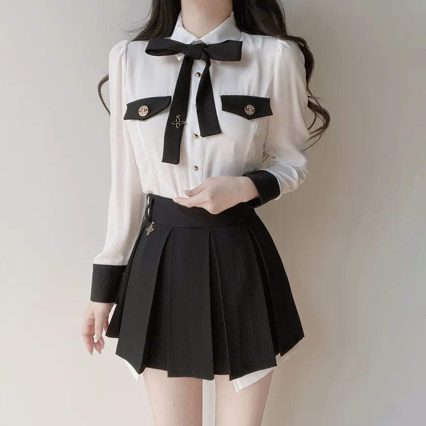 ゴールドボタンフェイクポケット長袖カラー配色ブラウスストラップ付 | mirangmirang | 詳細画像28