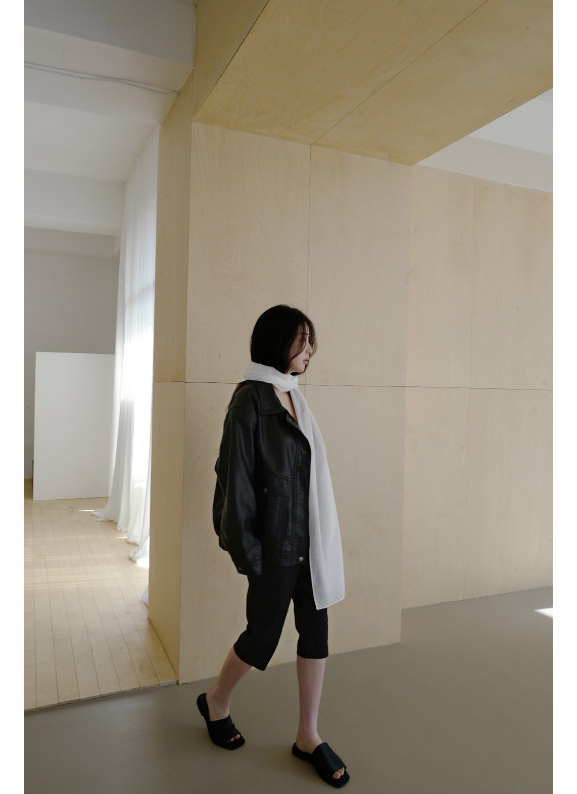 レザー調スクエア無地スリッパ春夏秋 | 詳細画像3