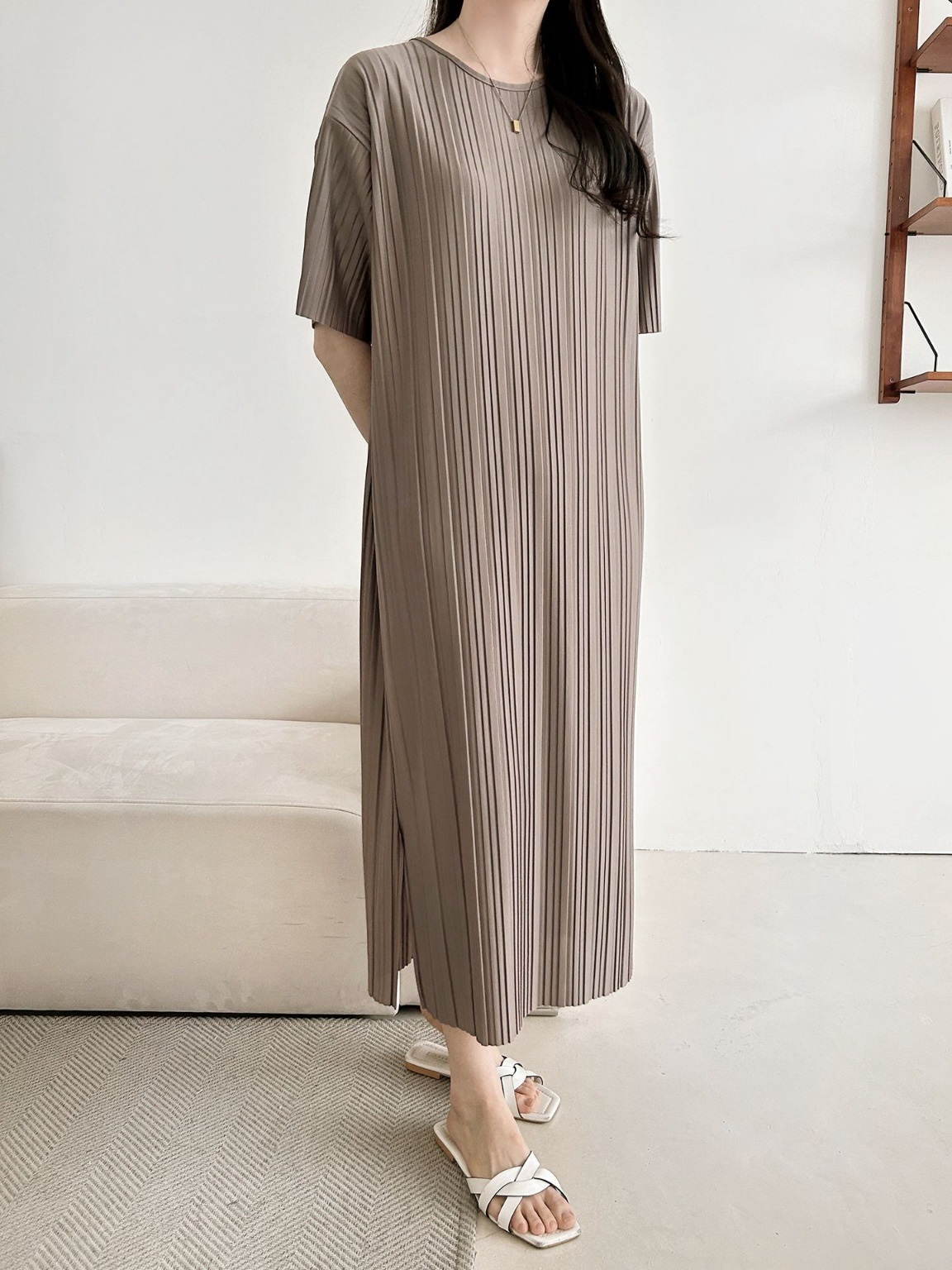 ラウンドネックリンクルロングルーズ半袖ワンピース | 詳細画像16