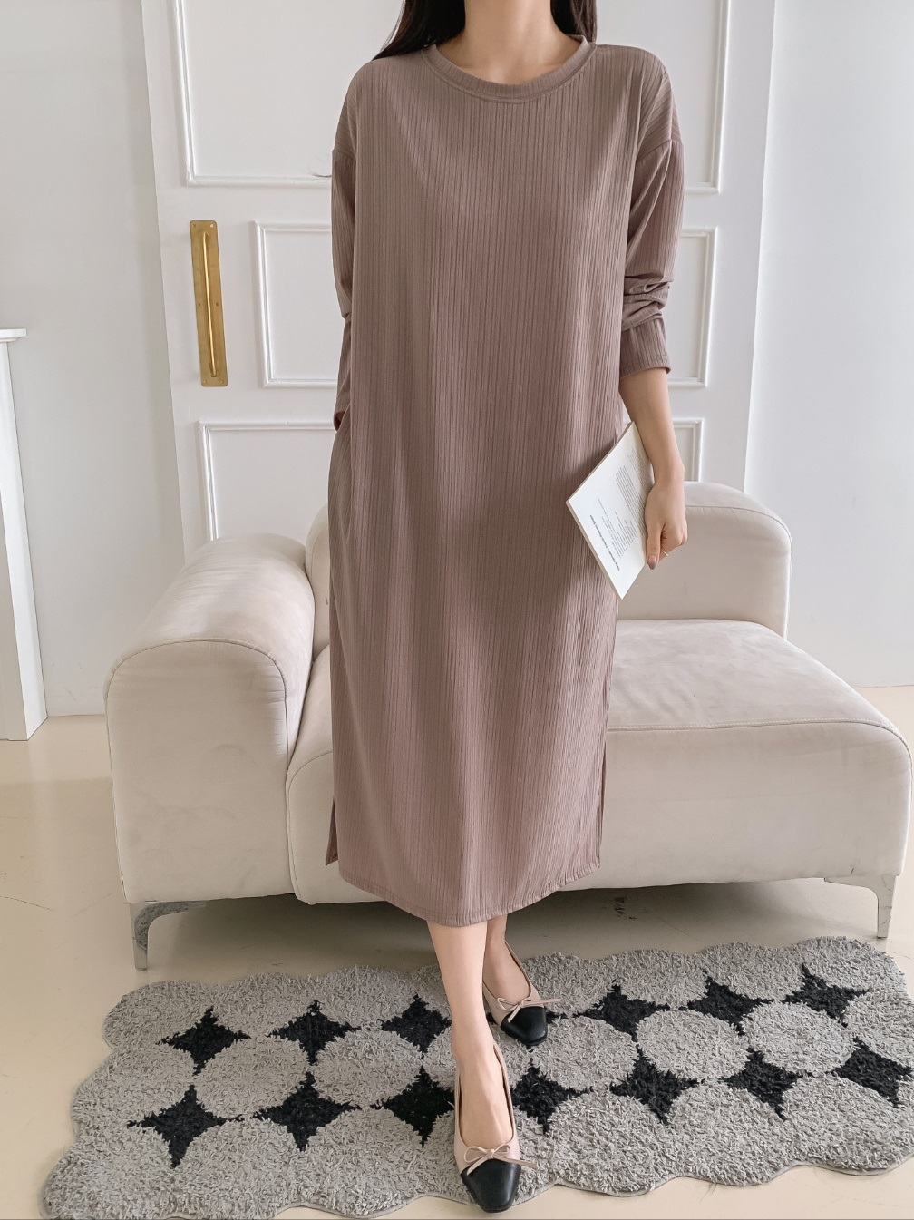 ラウンドネックリンクルボクシールーズ長袖ワンピース | 詳細画像15